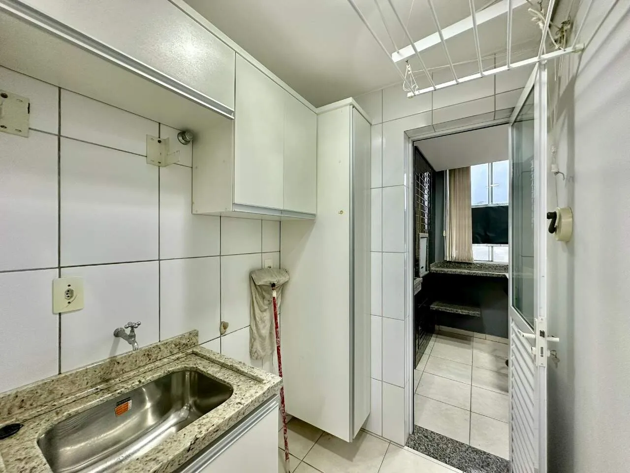Apartamento Amplo com Vista e Lazer Completo no Bairro Água Verde — foto 7