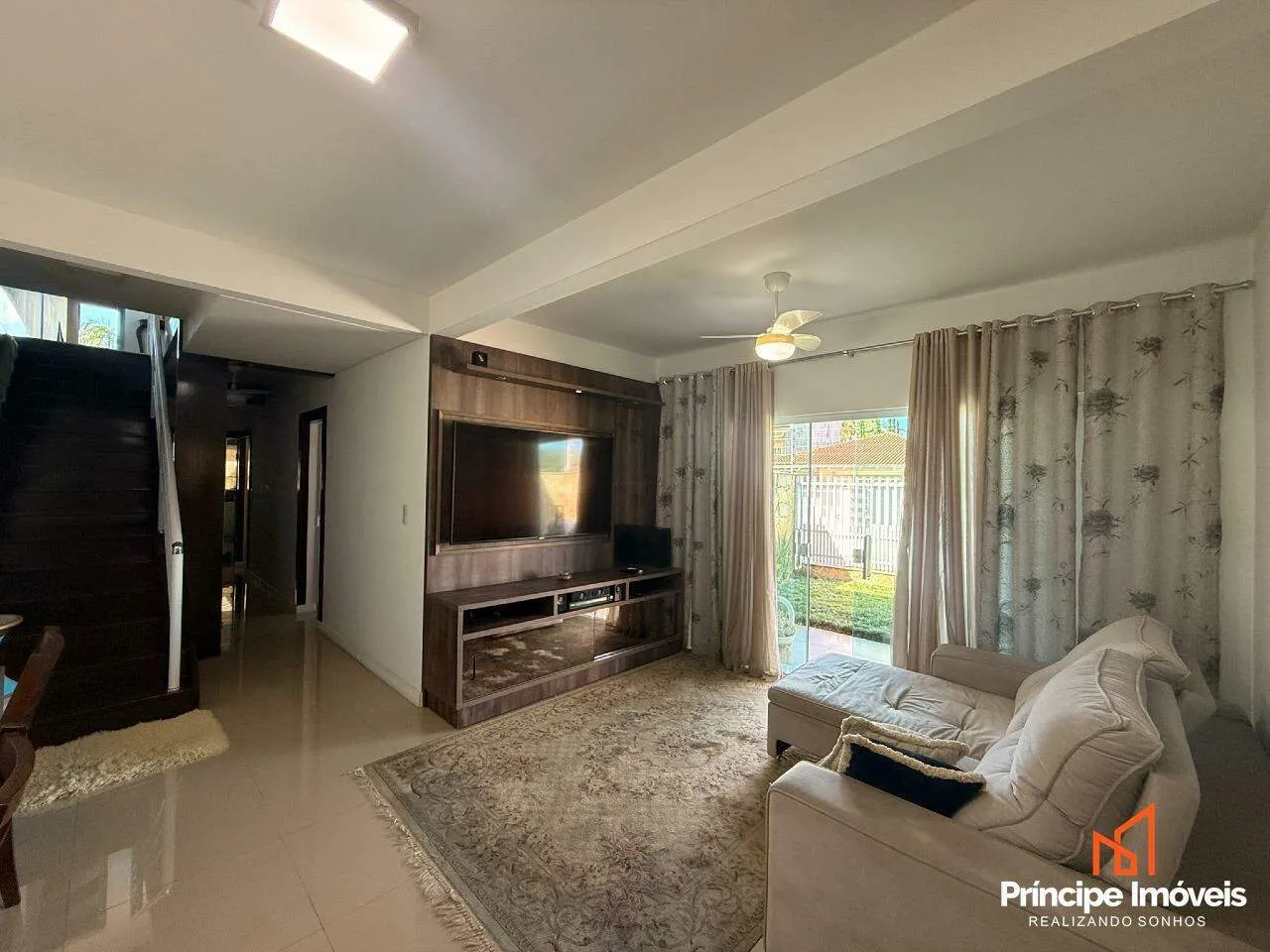 Casa com 3 quartos no Anita Garibaldi em Joinville - foto 1