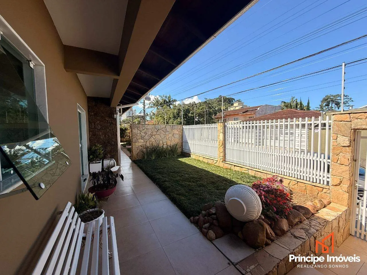 Casa com 3 quartos no Anita Garibaldi em Joinville — foto 3