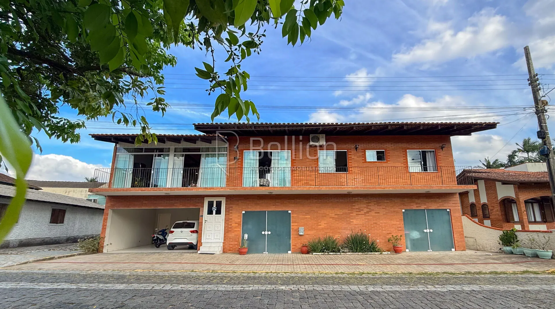 Casa com 400m no bairro Quintino em Timbó - foto 1