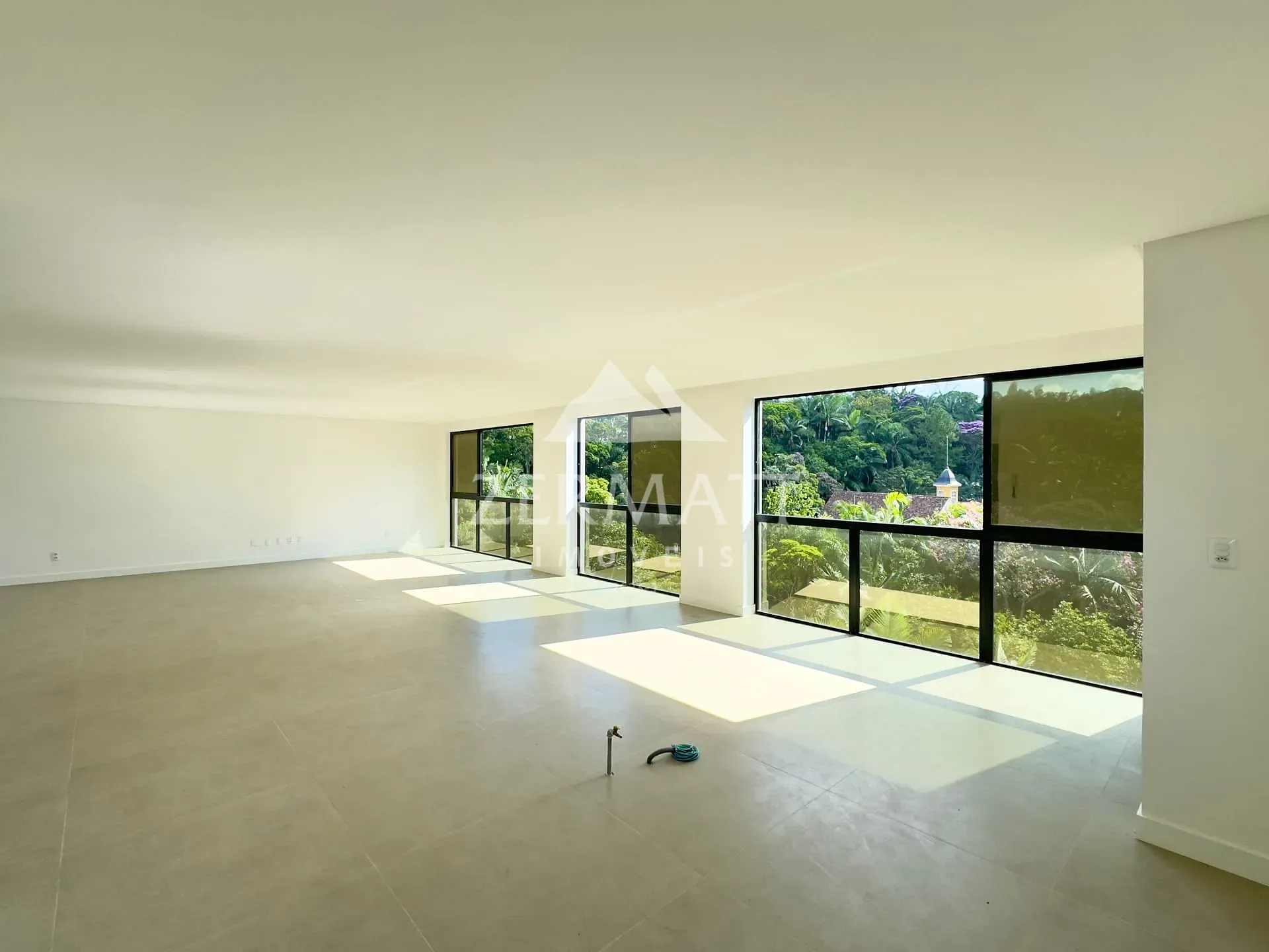 Apartamento · à venda · 3 quartos · 189m² · Bom Retiro, Blumenau