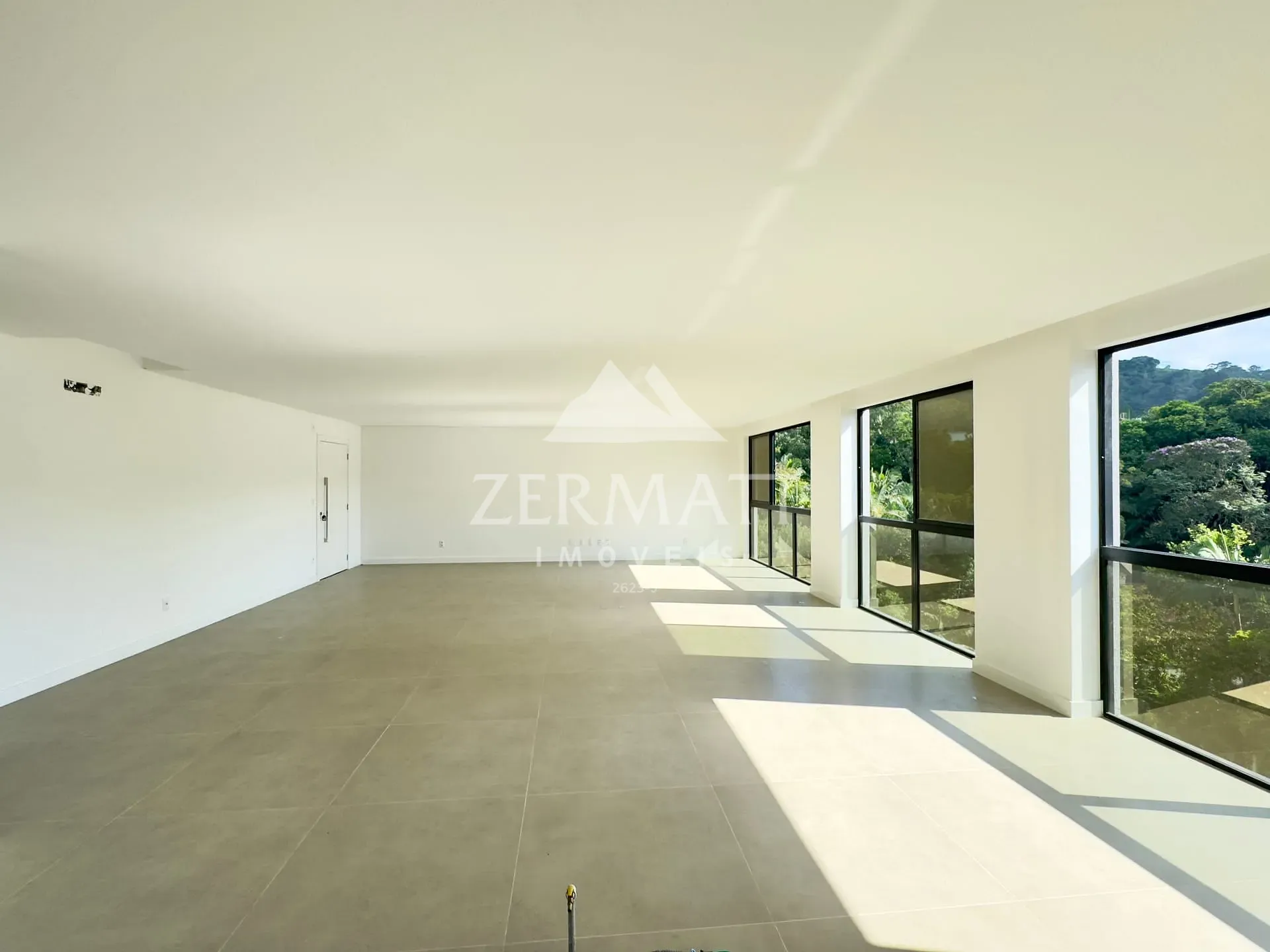 Apartamento · à venda · 3 quartos · 189m² · Bom Retiro, Blumenau