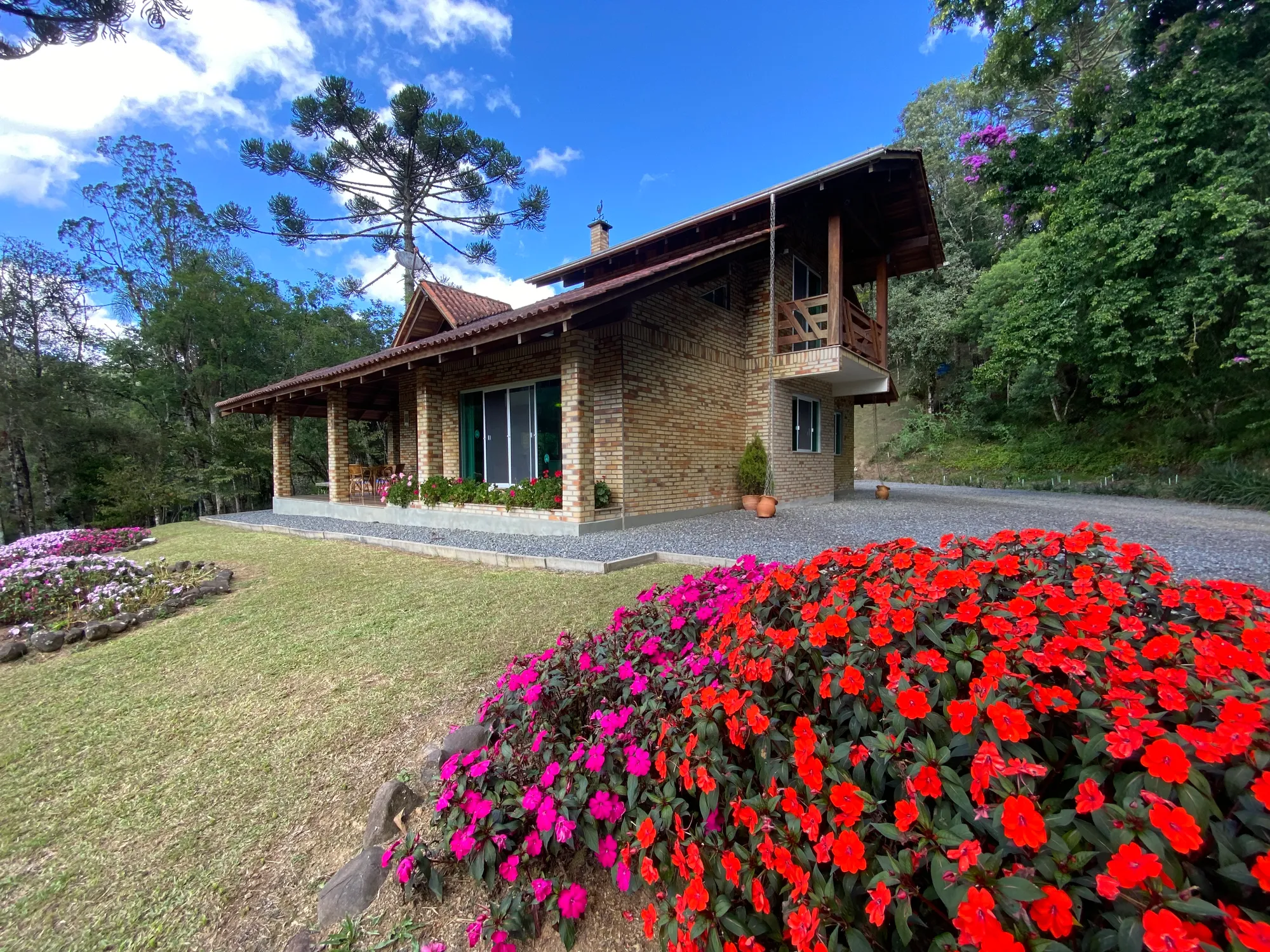 Belíssimo e exclusivo sítio em Rio dos Cedros - foto 1