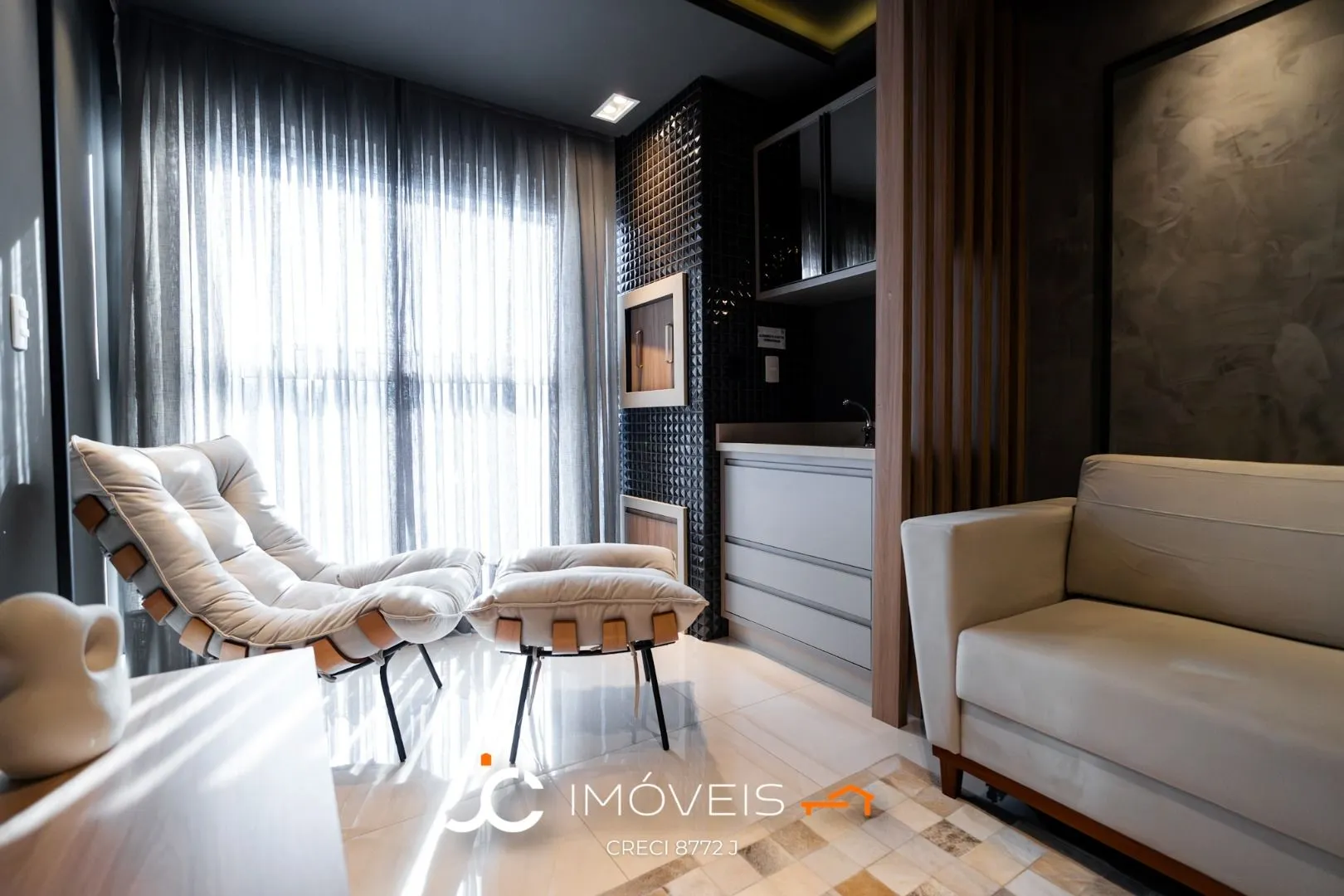 Apartamento 2 dormitorios sendo uma suíte - Agua Verde - foto 1