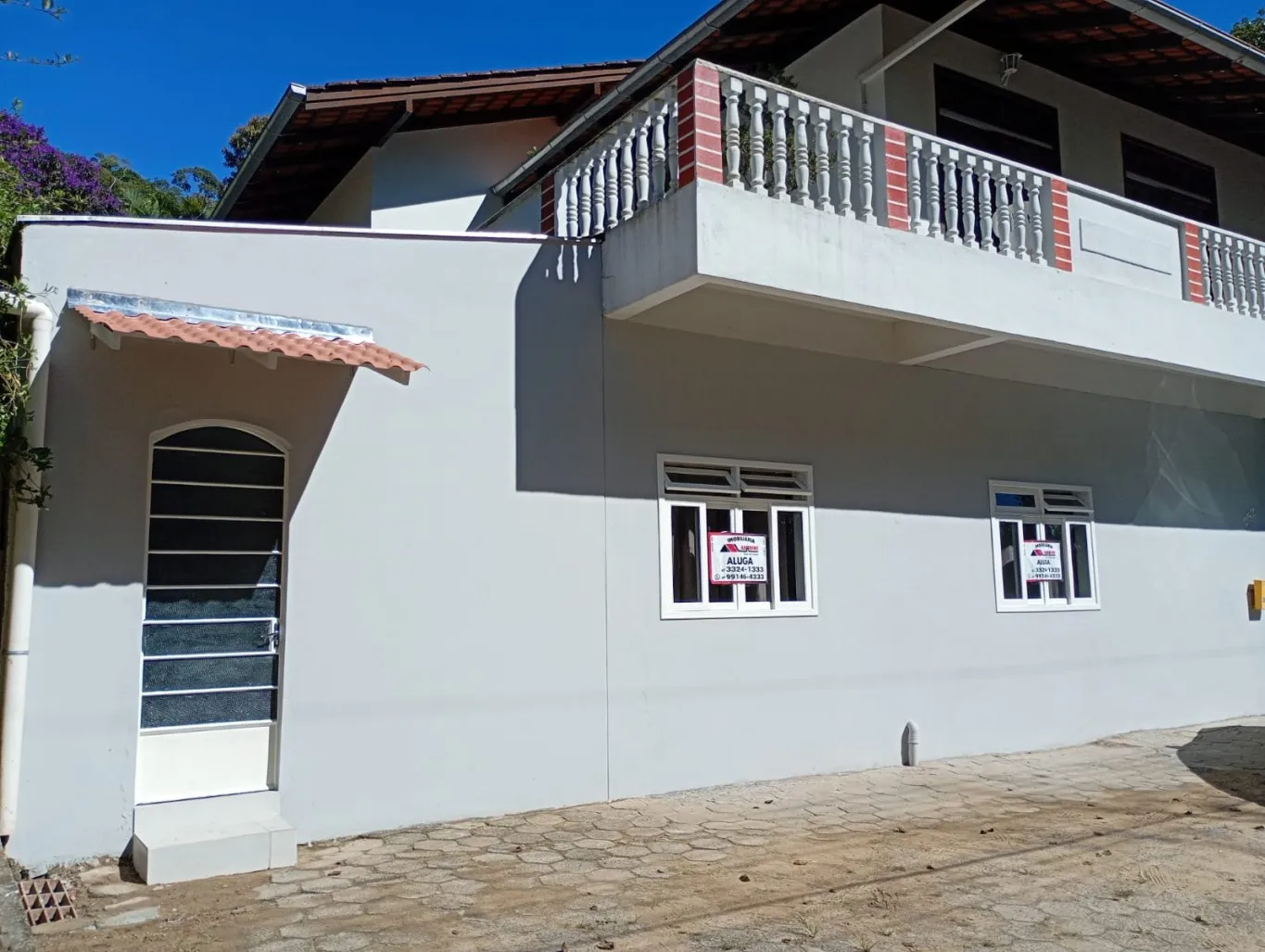 Lindo Apartamento de 01 dormitório com sala e cozinha integrados no Bairro Valparaiso em Blumenau, SC. - foto 1