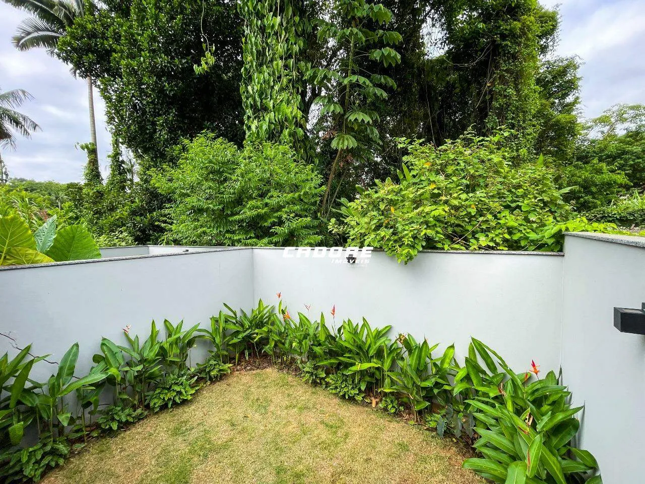 Sobrado com 3 suítes e piscina à venda no bairro Água Verde I Cadore Imóveis — foto 2