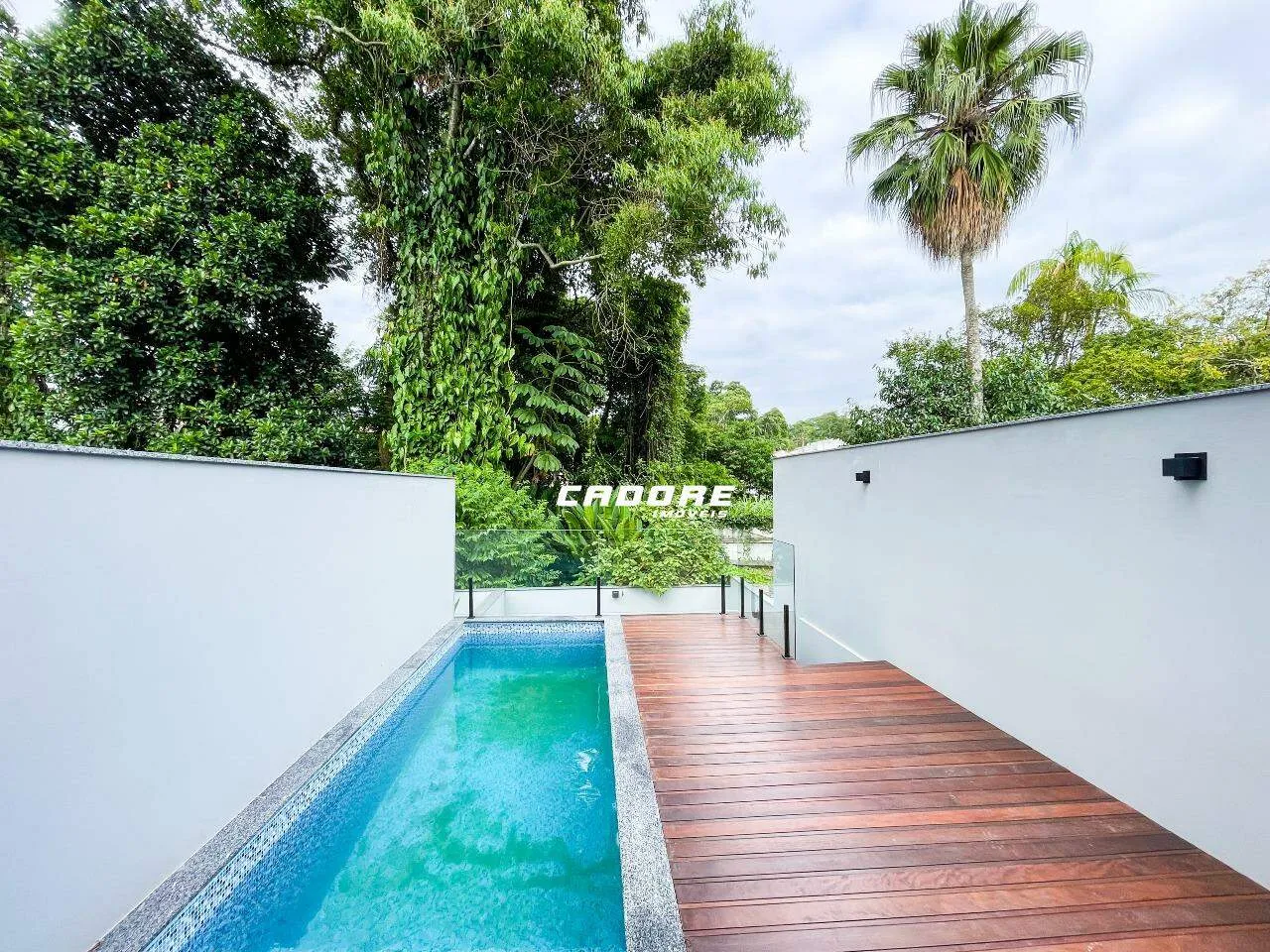 Sobrado com 3 suítes e piscina à venda no bairro Água Verde I Cadore Imóveis — foto 3