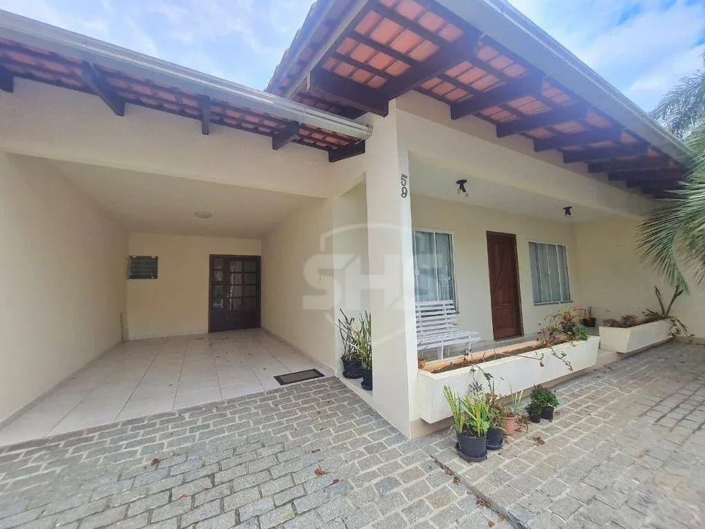 Casa com 3 dormitórios para alugar, 200 m por R$ 5.273,00/mês - Velha - Blumenau/SC - foto 1