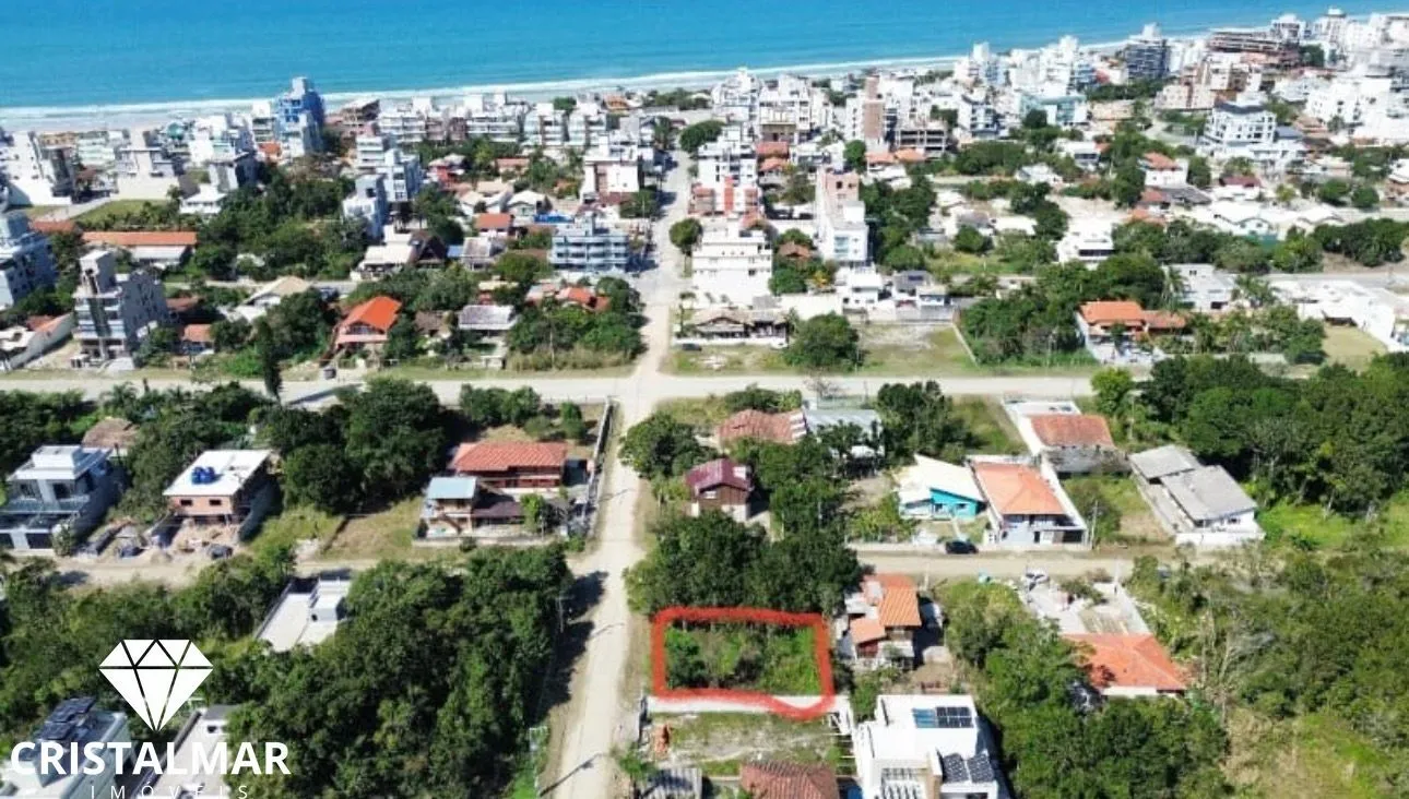 Oportunidade no Mariscal! Terreno 300m a 450m da praia - foto 1