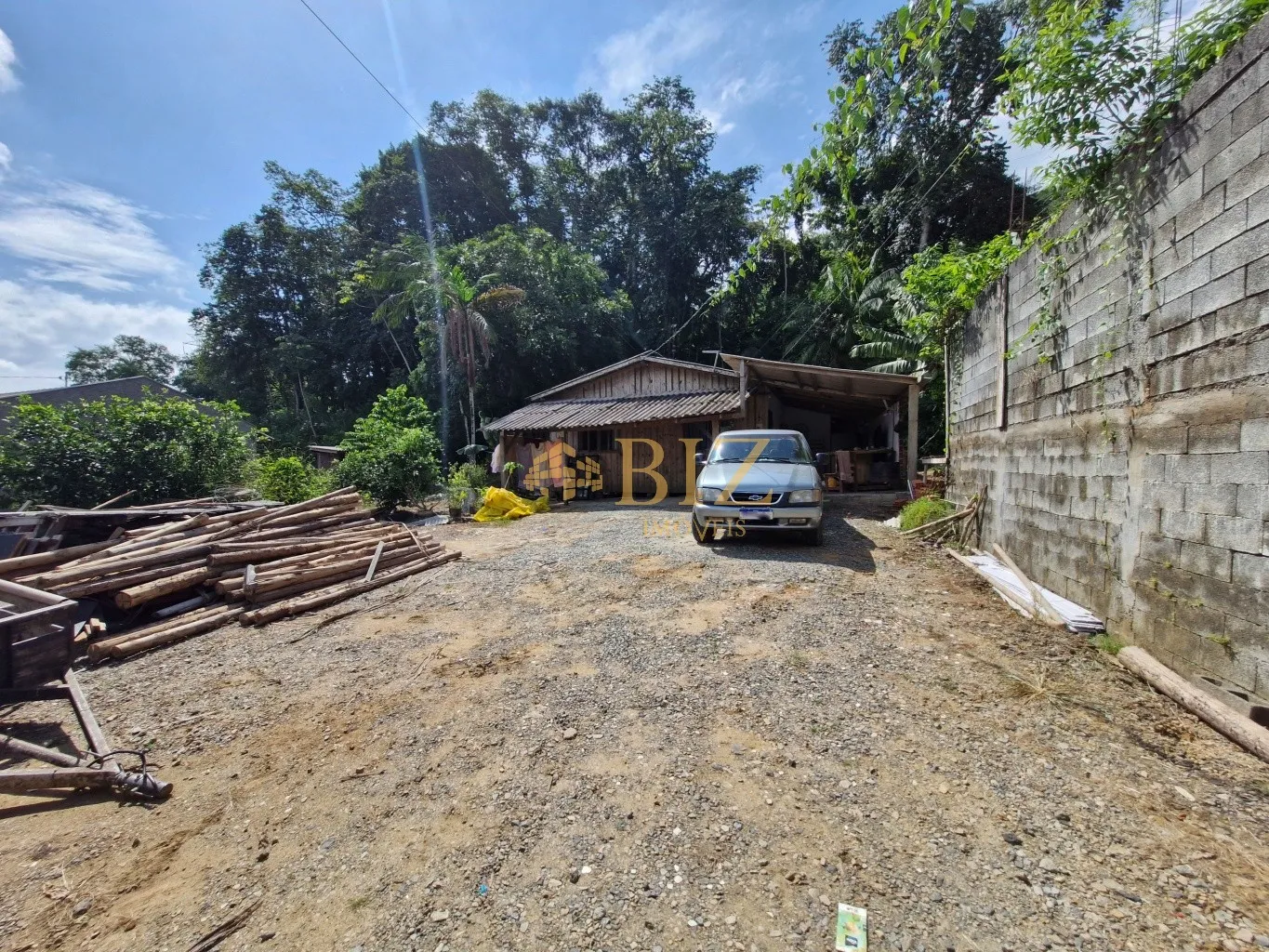 Terreno amplo e plano na Itoupava Central com grande potencial de construção. — foto 3