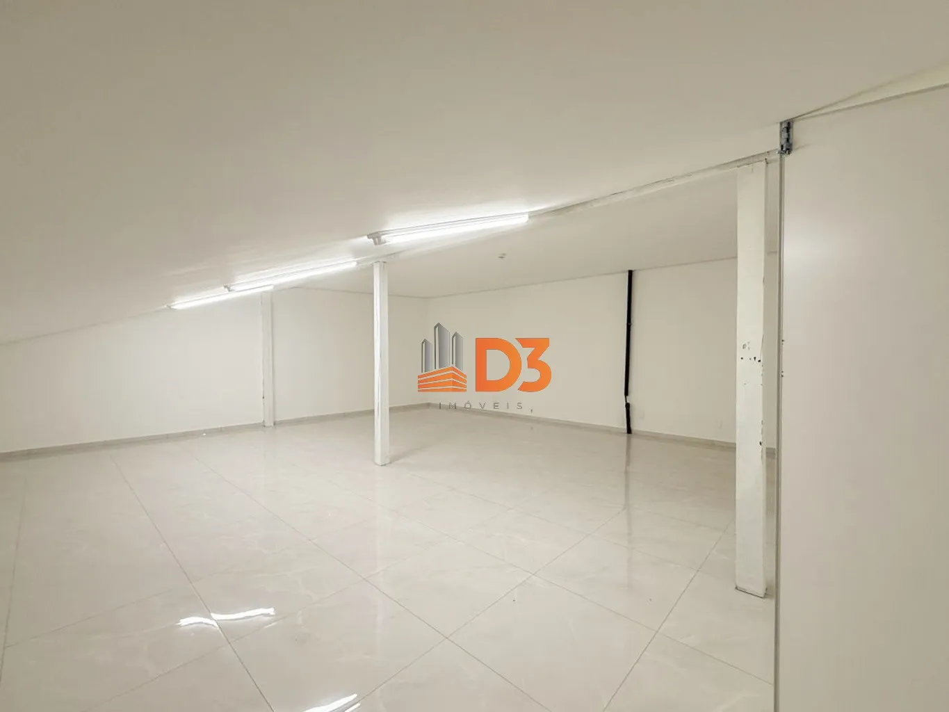 Sala comercial para alugar no Centro de Blumenau — foto 2