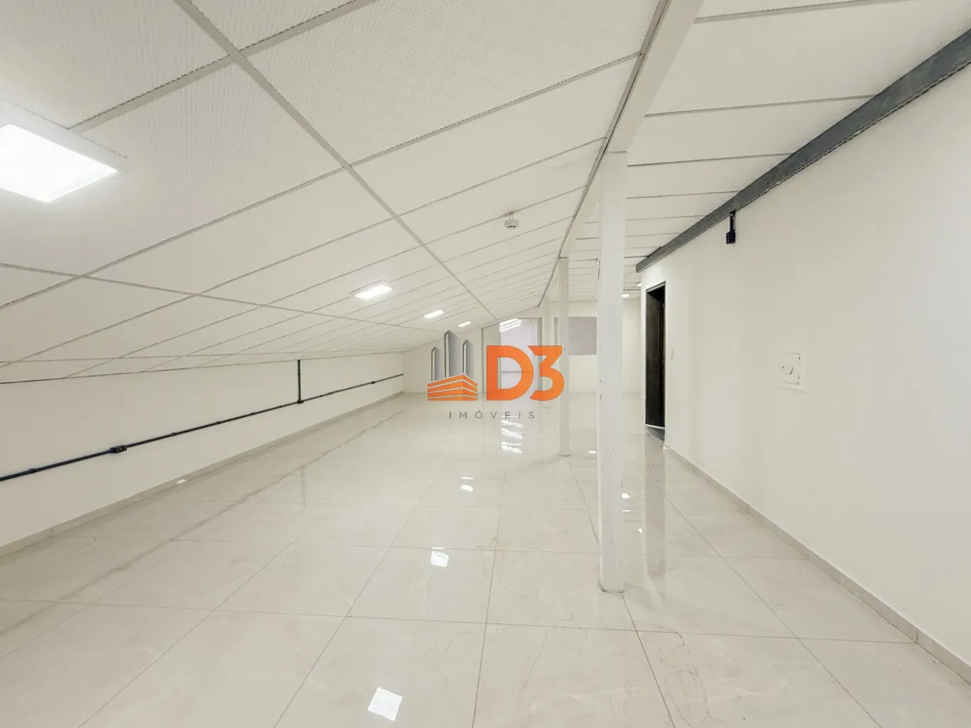 Sala comercial para alugar no Centro de Blumenau — foto 3