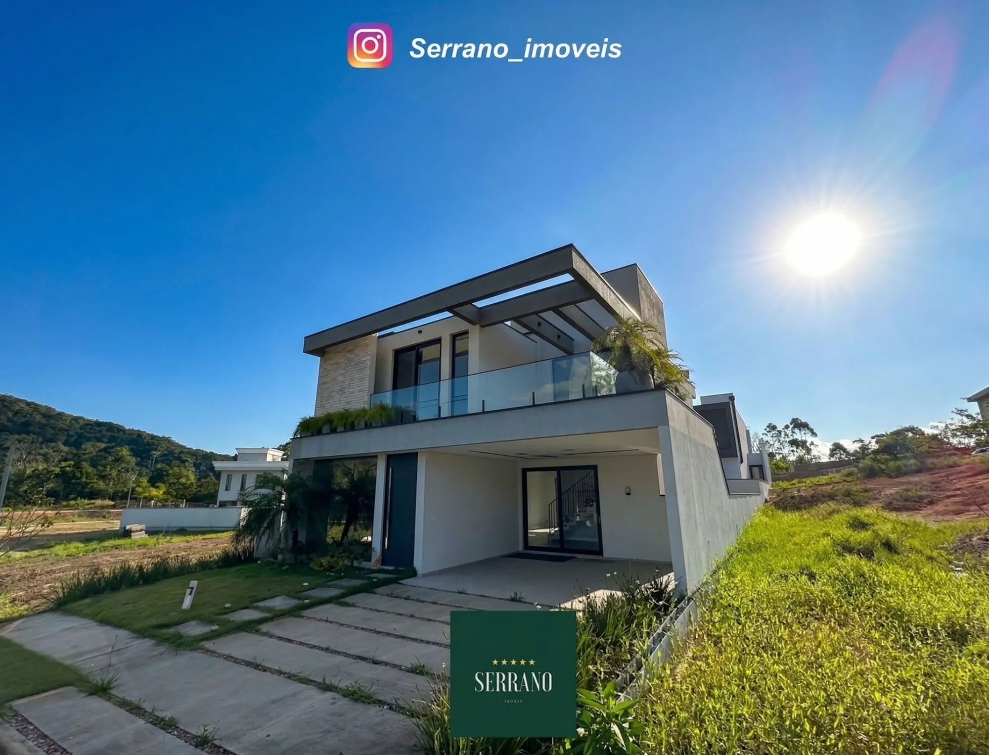 Casa · à venda · 3 quartos · 296m² · Ponta Aguda, Blumenau
