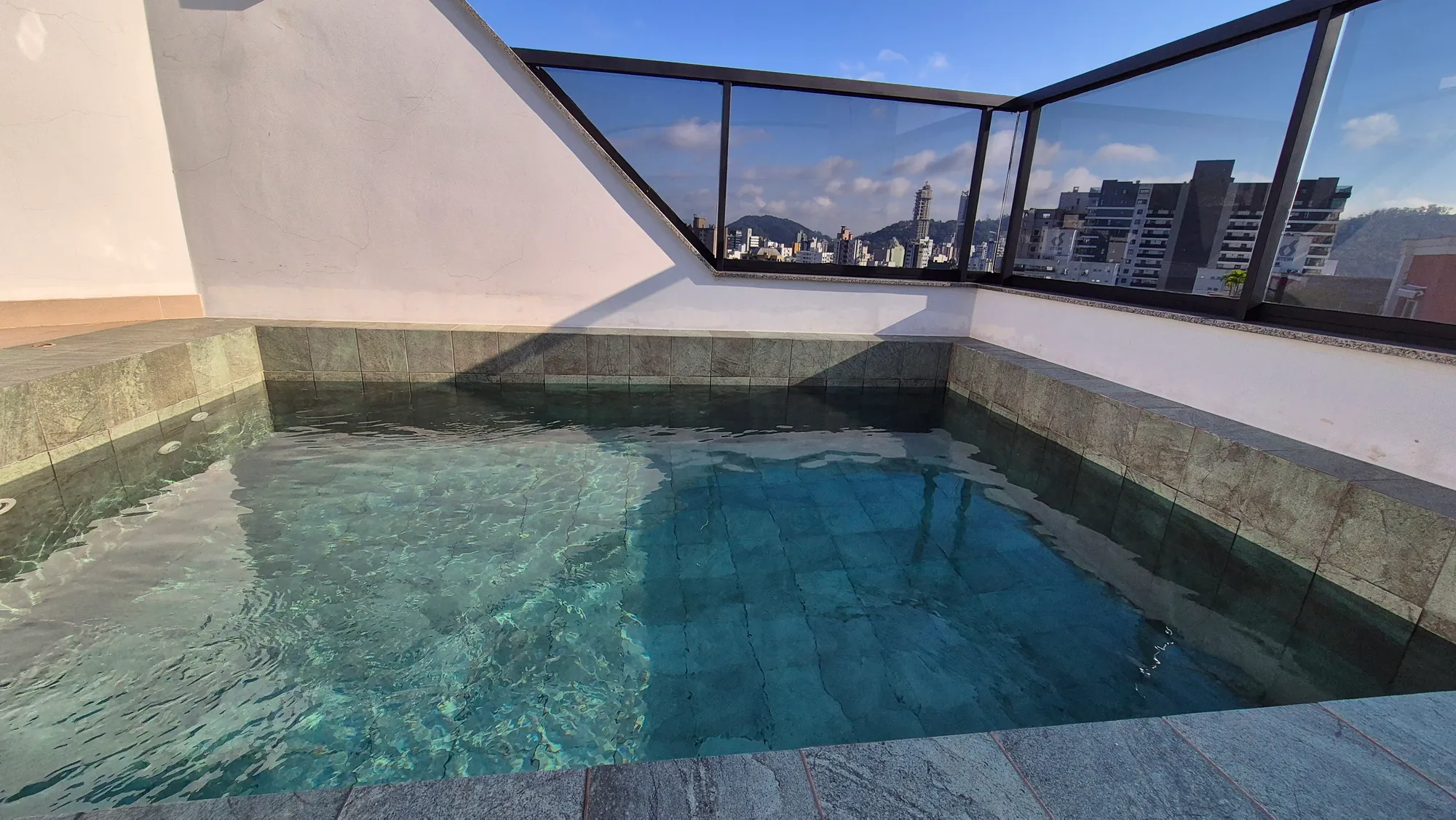 COBERTURA DUPLEX EM RUA SEM SAÍDA NA ALAMEDA — foto 6