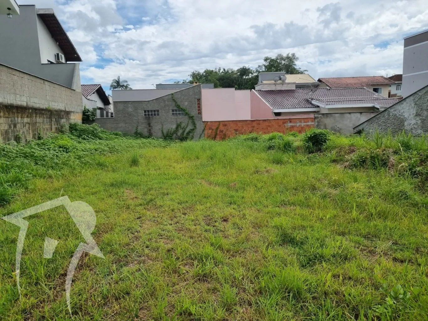 Terreno Exclusivo em Localização Privilegiada - Ideal para Projeto de Alto Padrão - foto 1