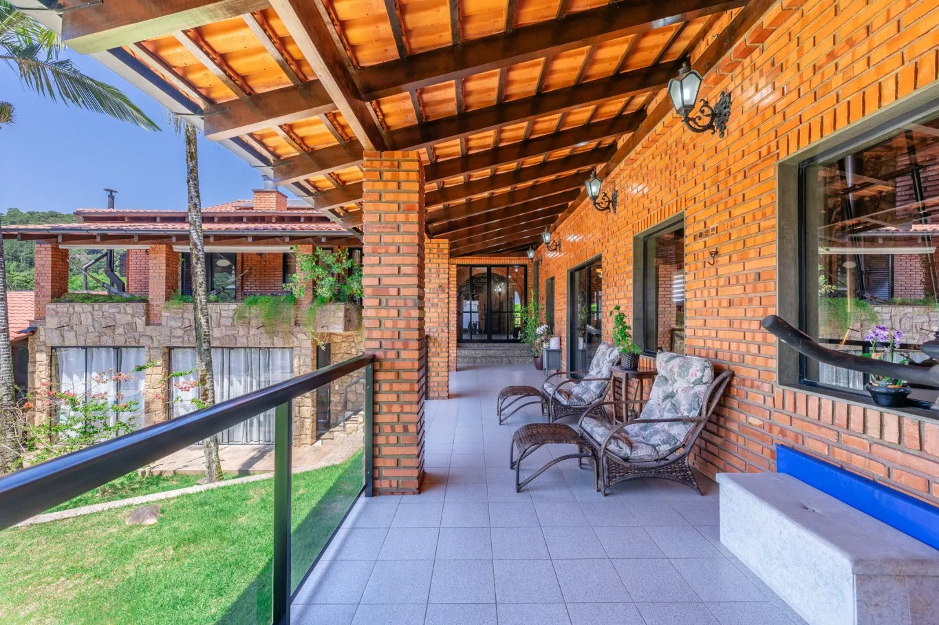 RESIDENCIA, COM 3 SUITES, LOCALIZADA NO CITY FIGUEIRAS, EM BLUMENAU — foto 4