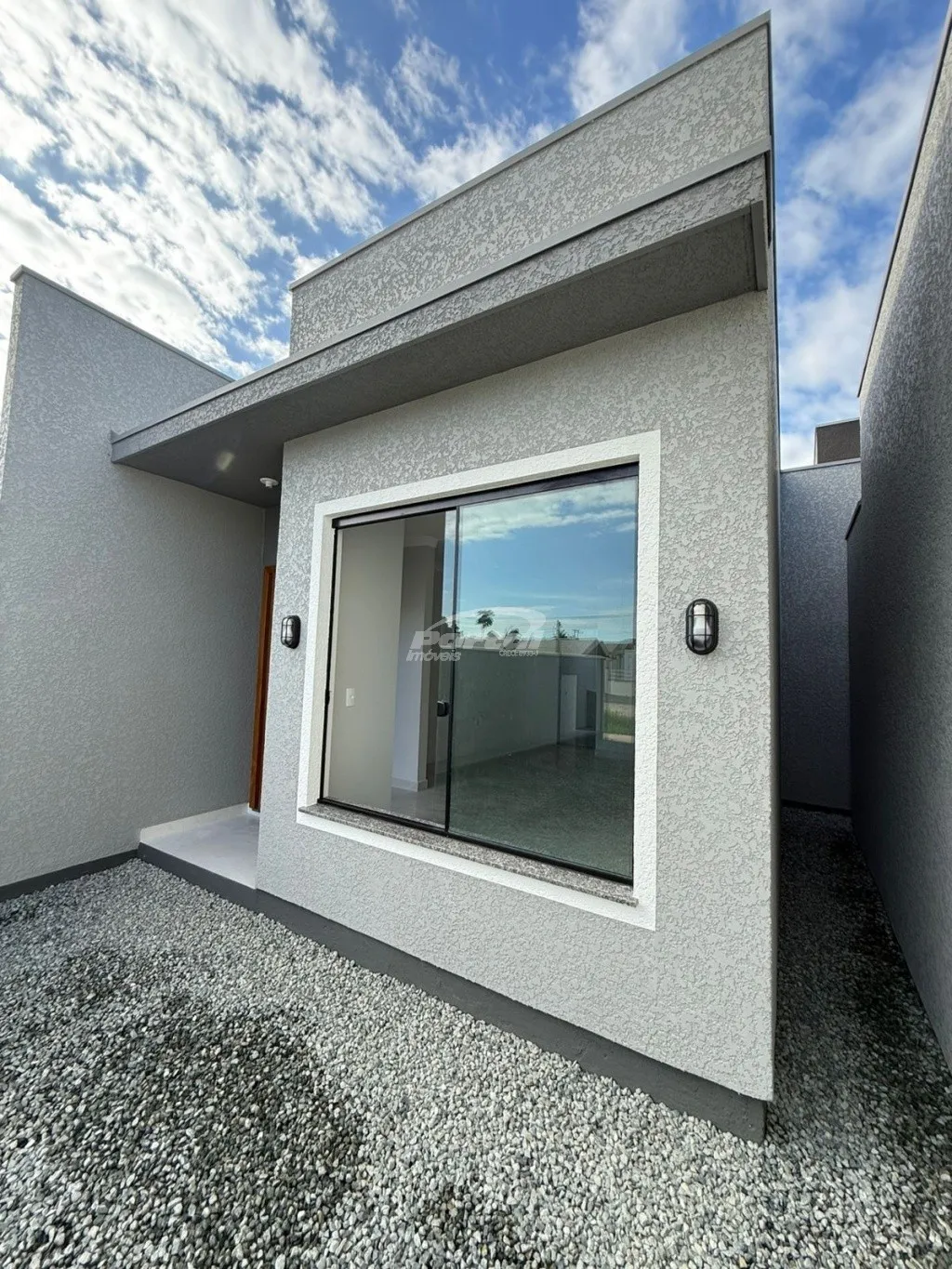 Casa Moderna com Acabamento Premium e Excelente Localização - Oportunidade por R$ 310 mil. — foto 3