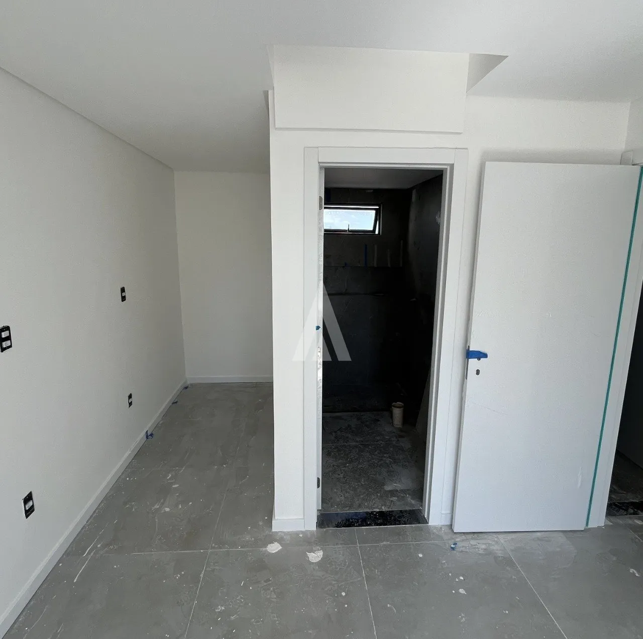 Apartamento com 1 suíte e 2 quarto(s) à venda no bairro Itacolomi em Balneário Piçarras-SC de R$859.000,00 por R$780.000,00. — foto 7