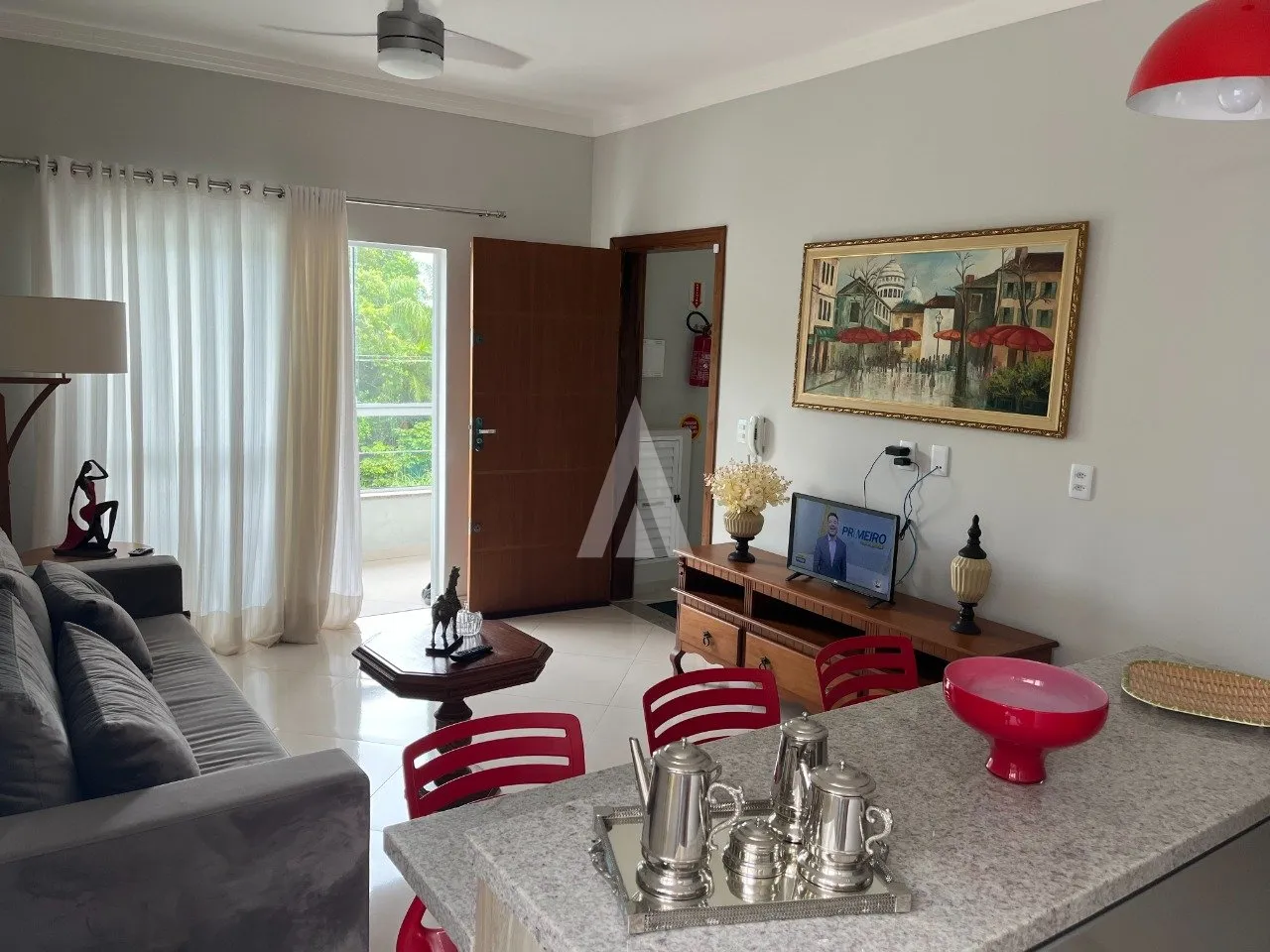 Apartamento com 1 suíte e 1 quarto à venda no bairro Itacolomí em Balneário Piçarras-SC por R$560.000,00. — foto 2