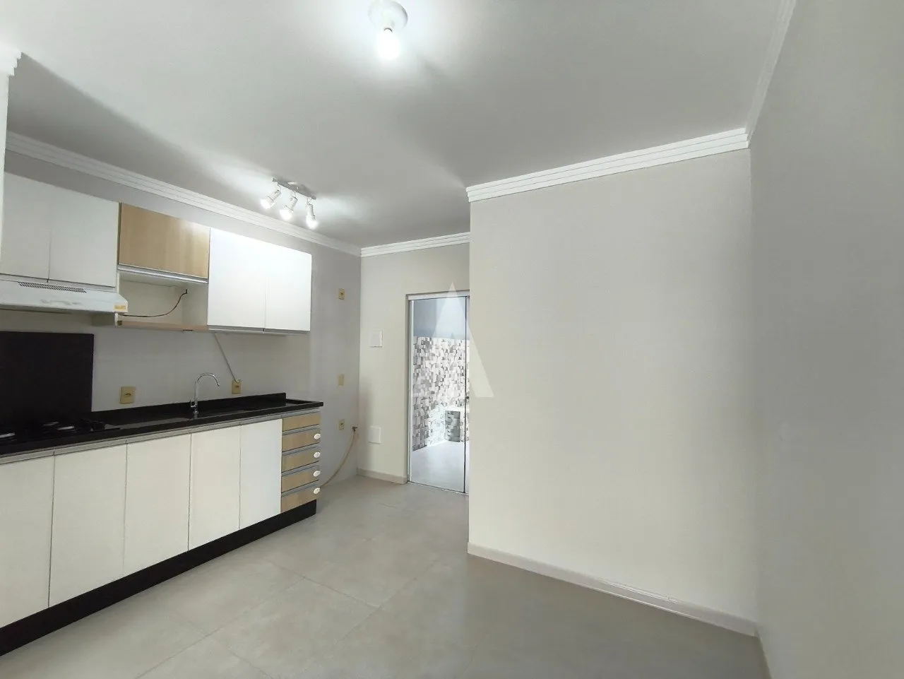 Sobrado geminado com 2 suítes à venda no bairro Floresta em Joinville-SC por R$500.000,00. — foto 5