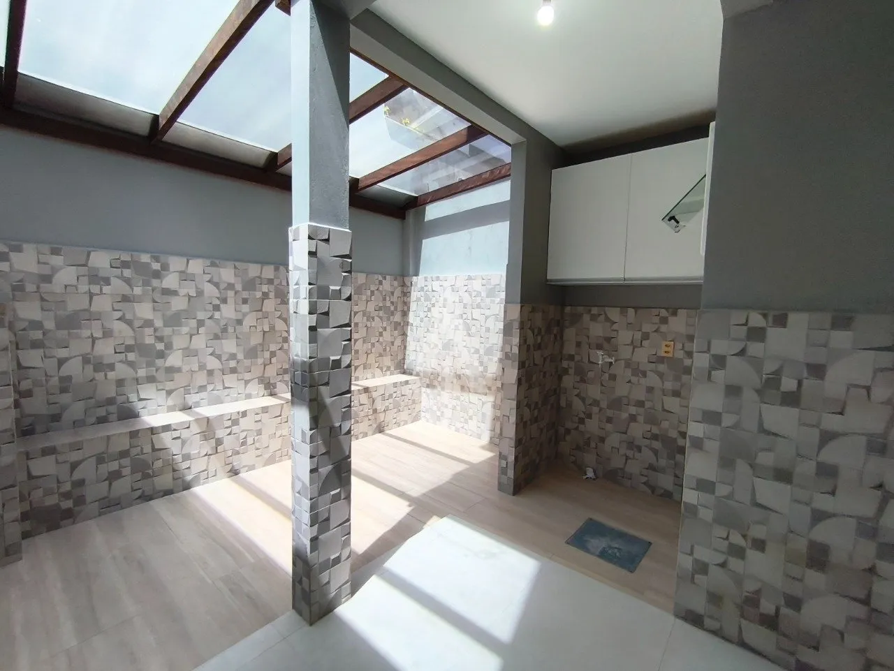 Sobrado geminado com 2 suítes à venda no bairro Floresta em Joinville-SC por R$500.000,00. — foto 7