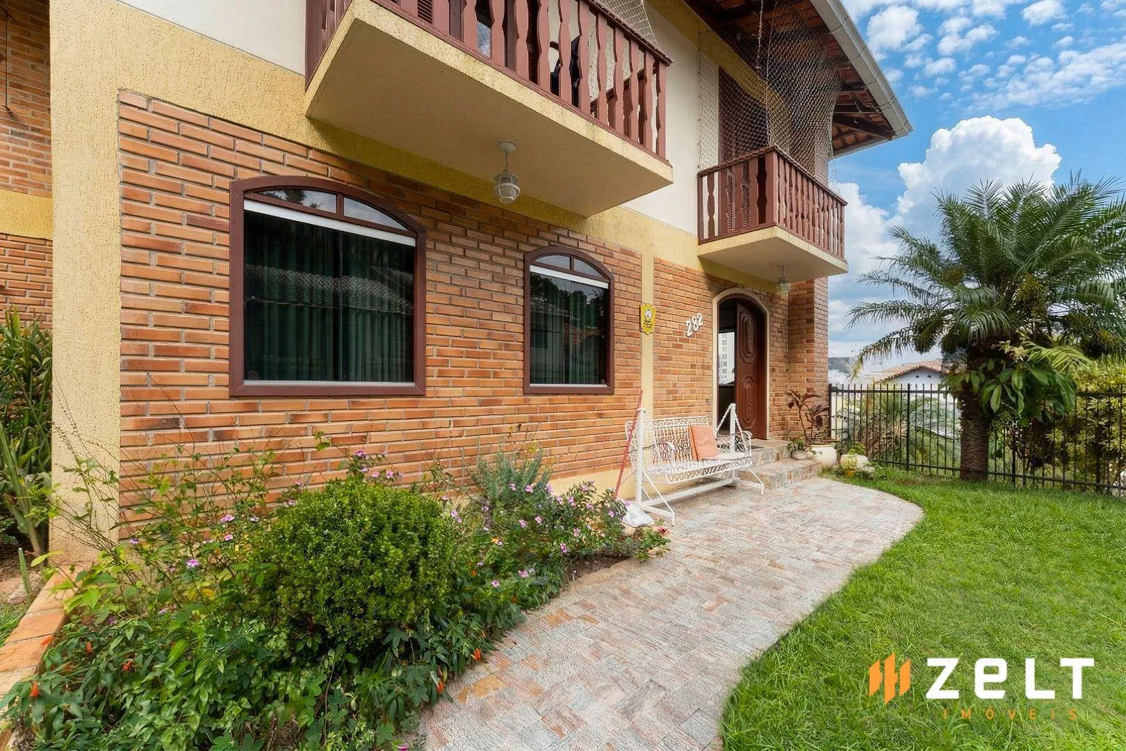 Casa com 5 dormitórios à venda, 357 m por R$ 1.300.000,00 - Vila Nova - Blumenau/SC - foto 1