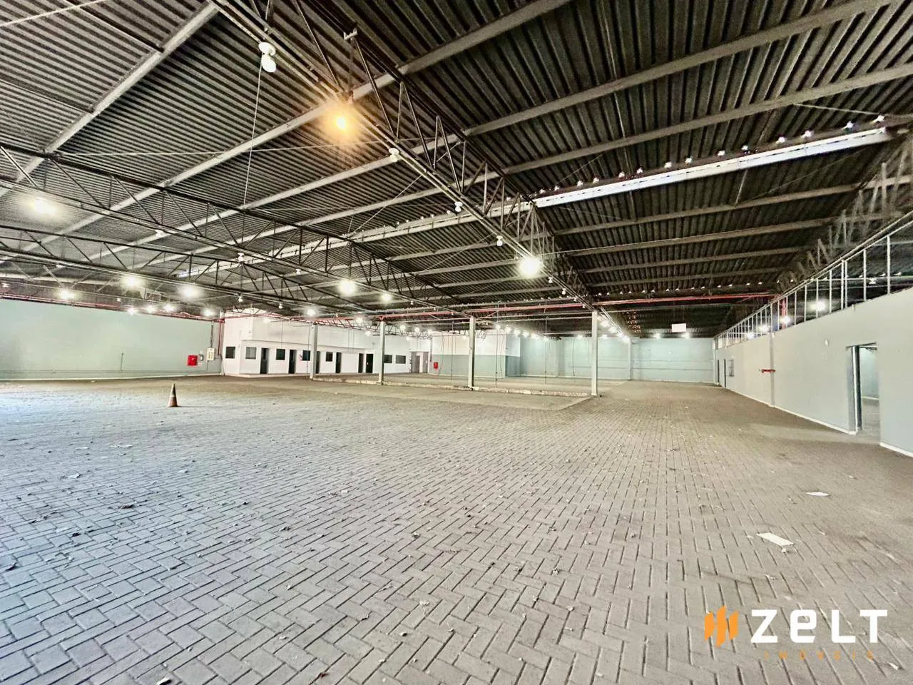 Galpão para alugar, 1800 m por R$ 29.990,00/mês - Centro (Blumenau) - Blumenau/SC — foto 3