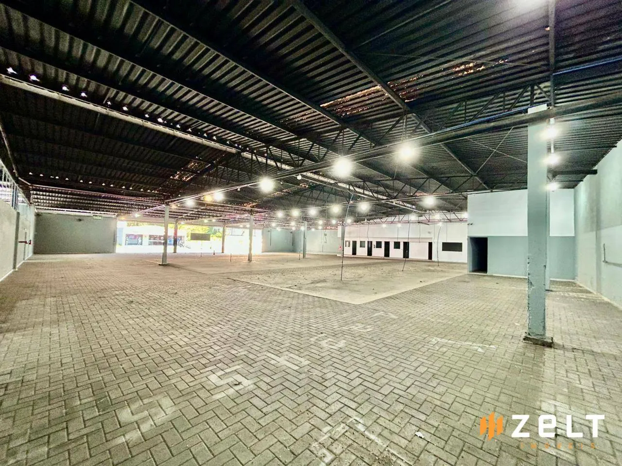Galpão para alugar, 1800 m por R$ 29.990,00/mês - Centro (Blumenau) - Blumenau/SC — foto 4