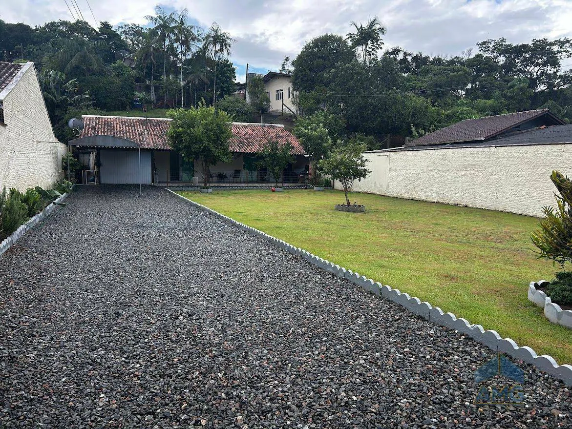 Casa com 3 dormitórios à venda por R$ 750.000,00 - Salto do Norte - Blumenau/SC - foto 1