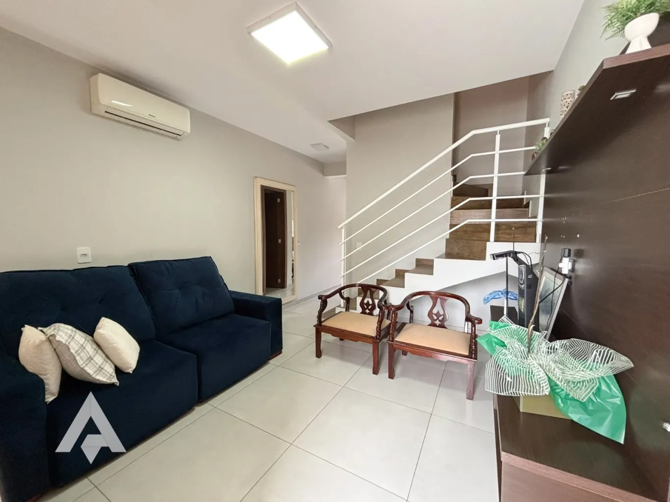 Sobrado com 2 dormitórios à venda por R$ 400.000,00 - Bairro Salto Weissbach - Blumenau/SC — foto 3