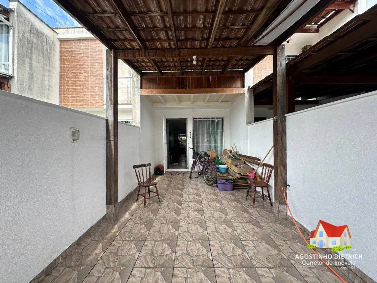 Sobrado Geminado C/02 Quartos C/Sacada + Pergolados + 02 Vagas No Bairro Aventureiro! — foto 5