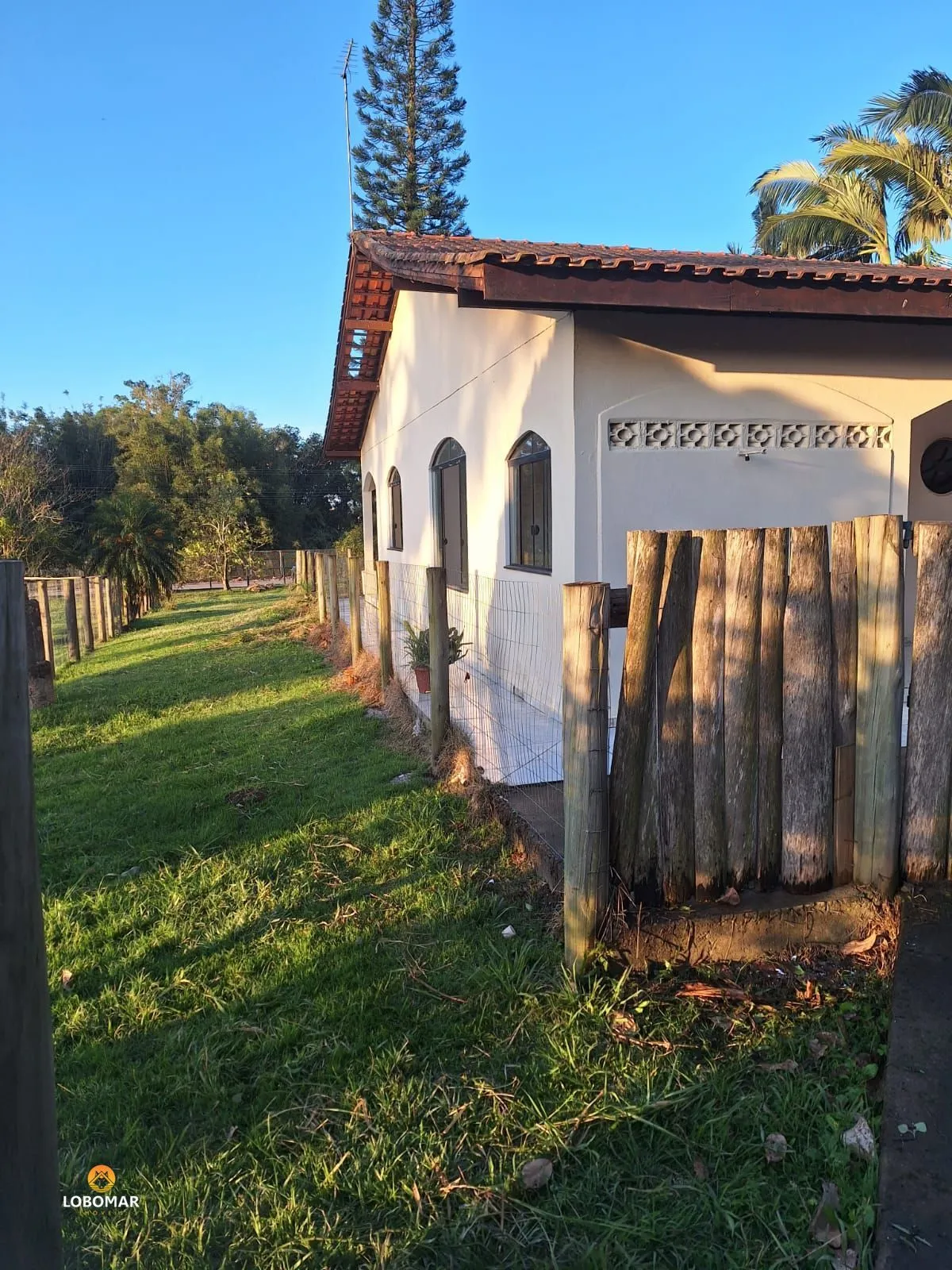 Chácara Completa com 2 Casas, Lagoa e Área de Festas em Balneário Piçarras — foto 2