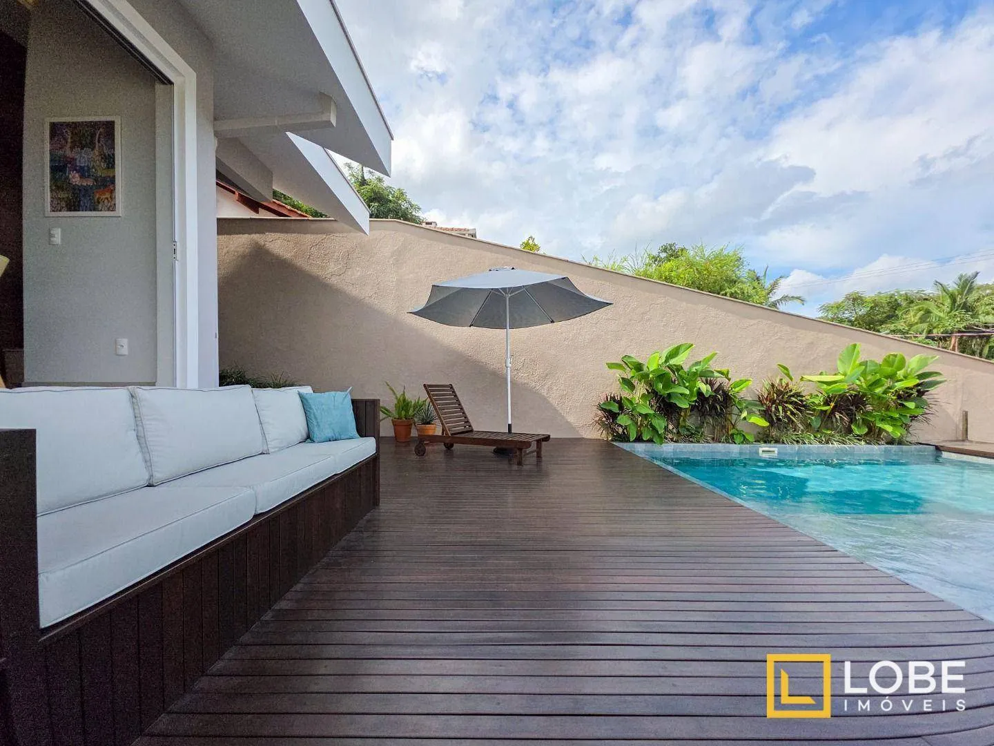 Linda casa com piscina — foto 6