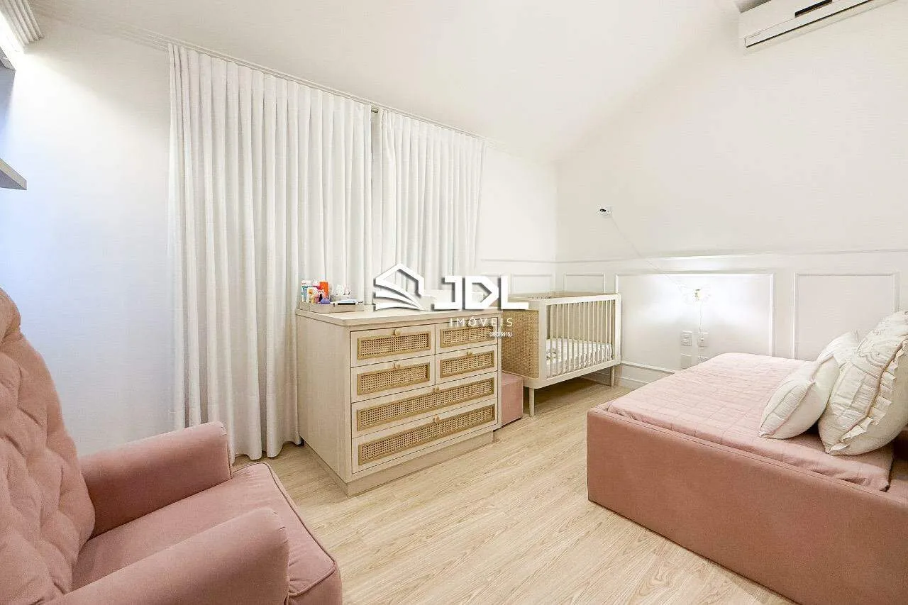 Casa residencial de alto padrão em Blumenau (Bairro Velha) - 3 suítes, piscina e mobiliado — foto 6