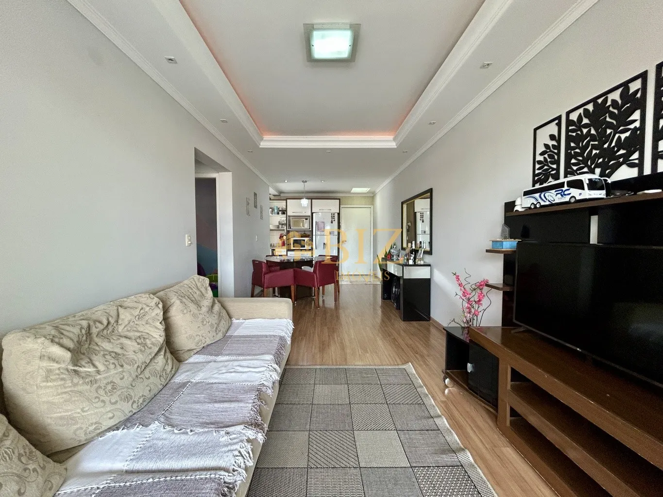 Excelente apartamento com 1 suíte + 1 dormitório, 77m privativos e 2 vagas de garagem no Bairro Garcia, pertinho da Cooper! - foto 1