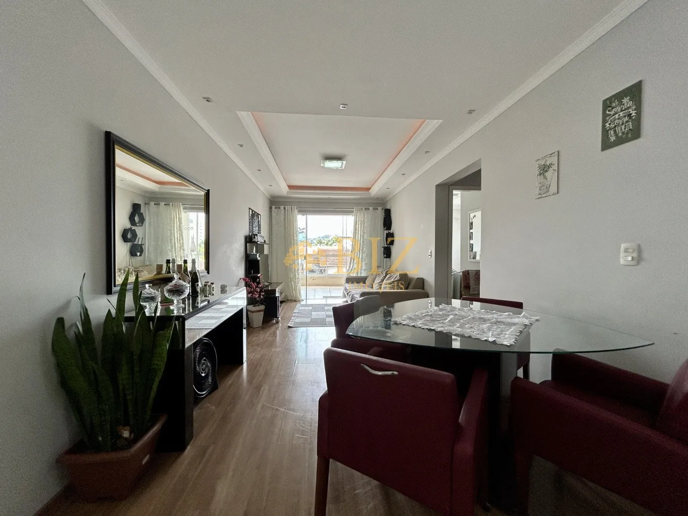Excelente apartamento com 1 suíte + 1 dormitório, 77m privativos e 2 vagas de garagem no Bairro Garcia, pertinho da Cooper! — foto 2