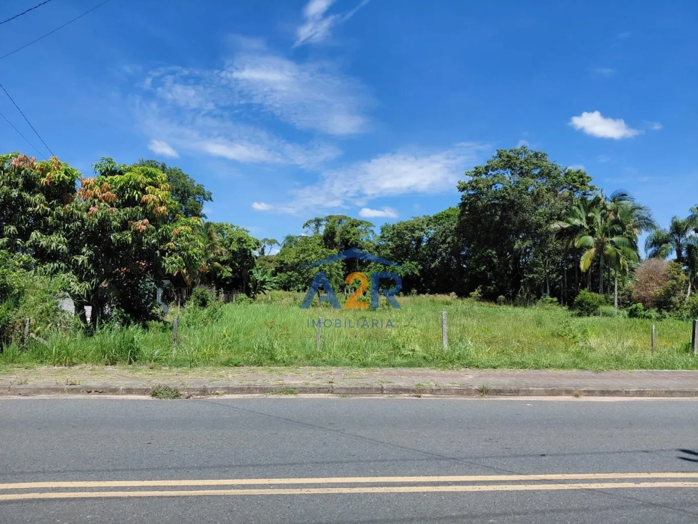 Terreno com Ampla Frente na Avenida Brasil - Indaial - foto 1