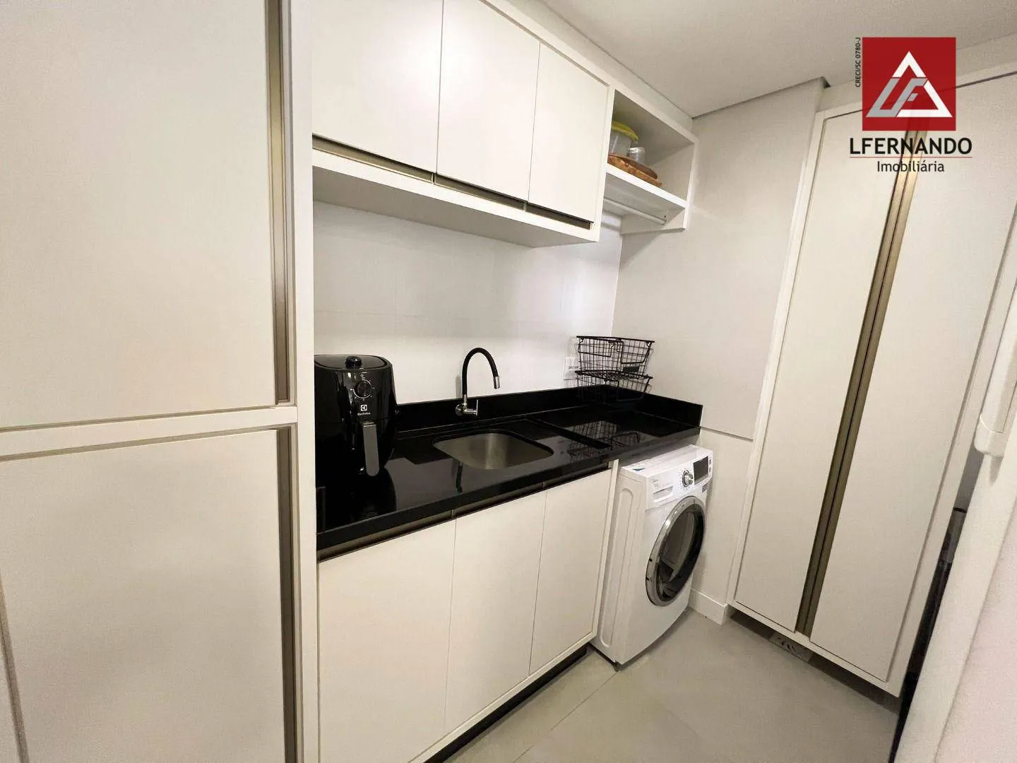 Apartamento mobiliado com 3 dormitórios, sendo 1 suíte à venda, 97 m por R$ 1.080.000 - Velha - Blumenau/SC — foto 5