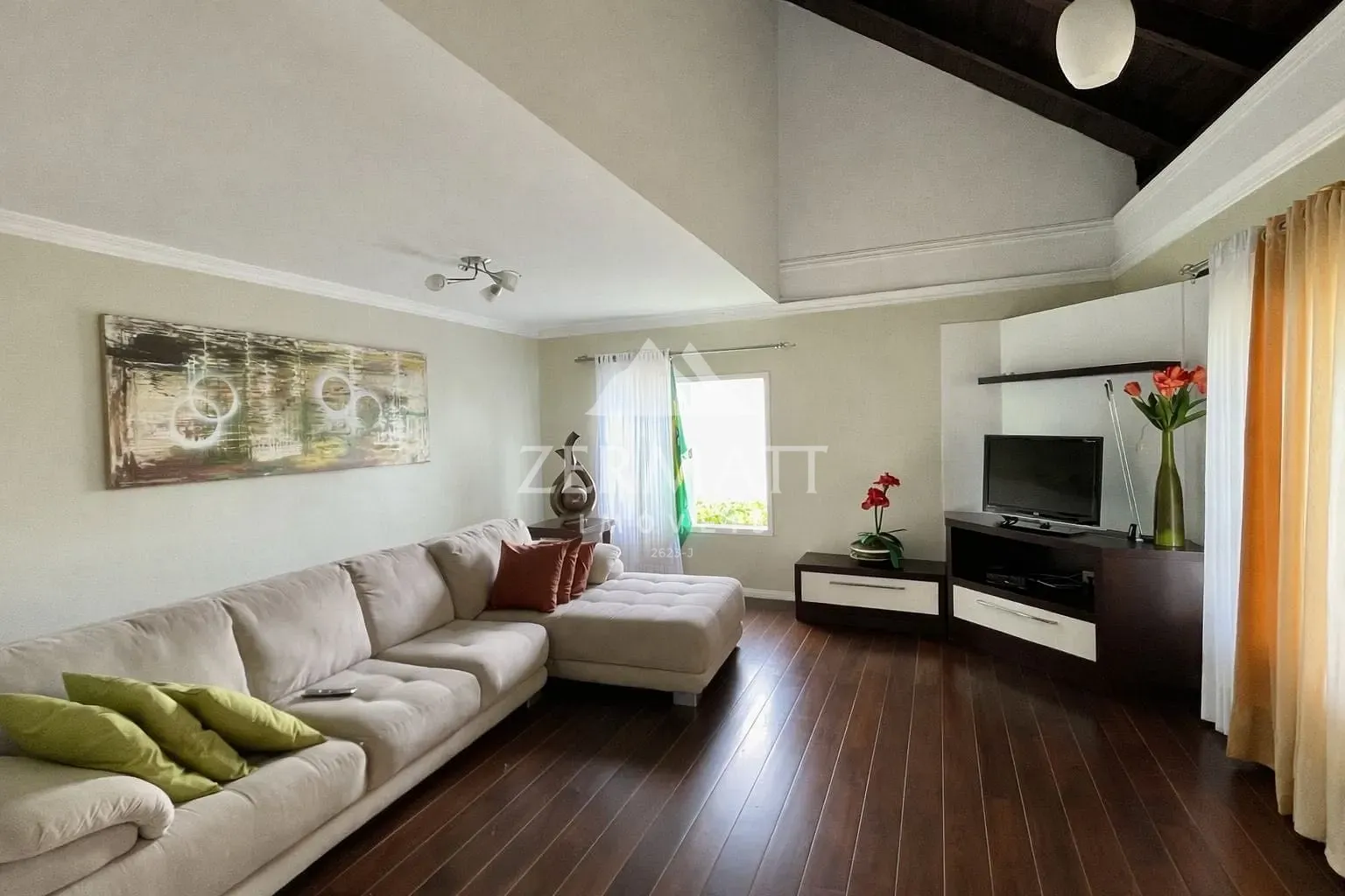 Casa · para alugar · 3 quartos · 203m² · Água Verde, Blumenau