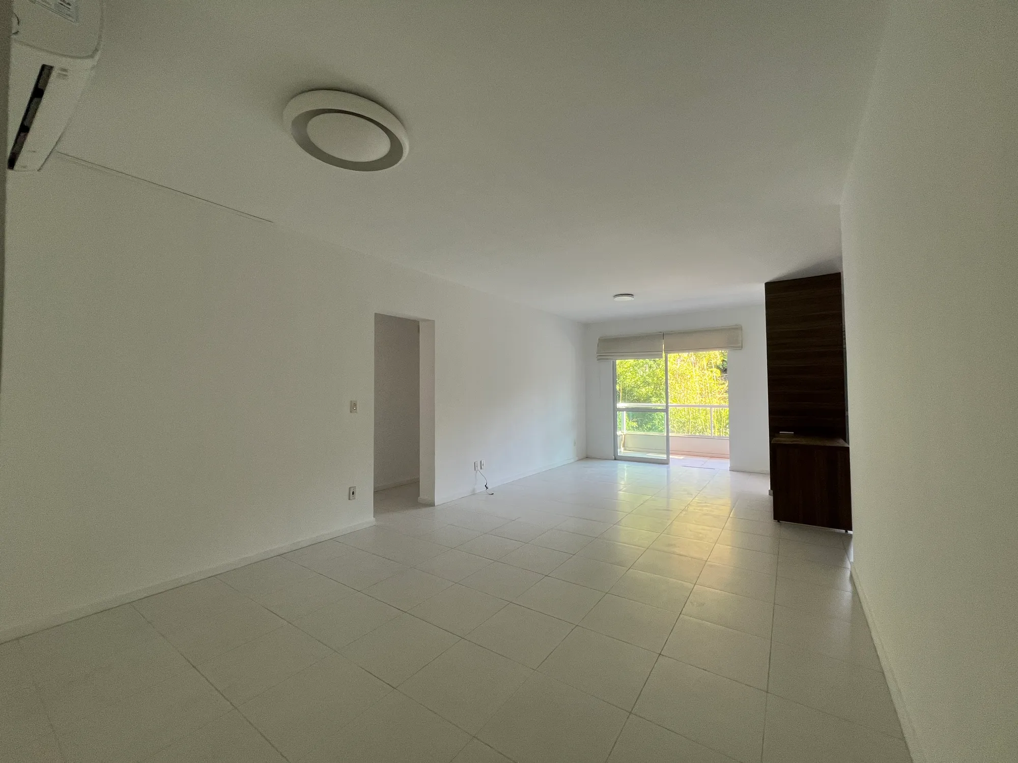 APARTAMENTO 3 SUÍTES SEMIMOBILIADO NO BOM RETIRO