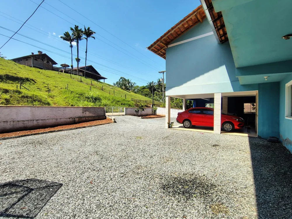 BELA RESIDÊNCIA AVERBADA - TESTO CENTRAL - POMERODE - foto 1