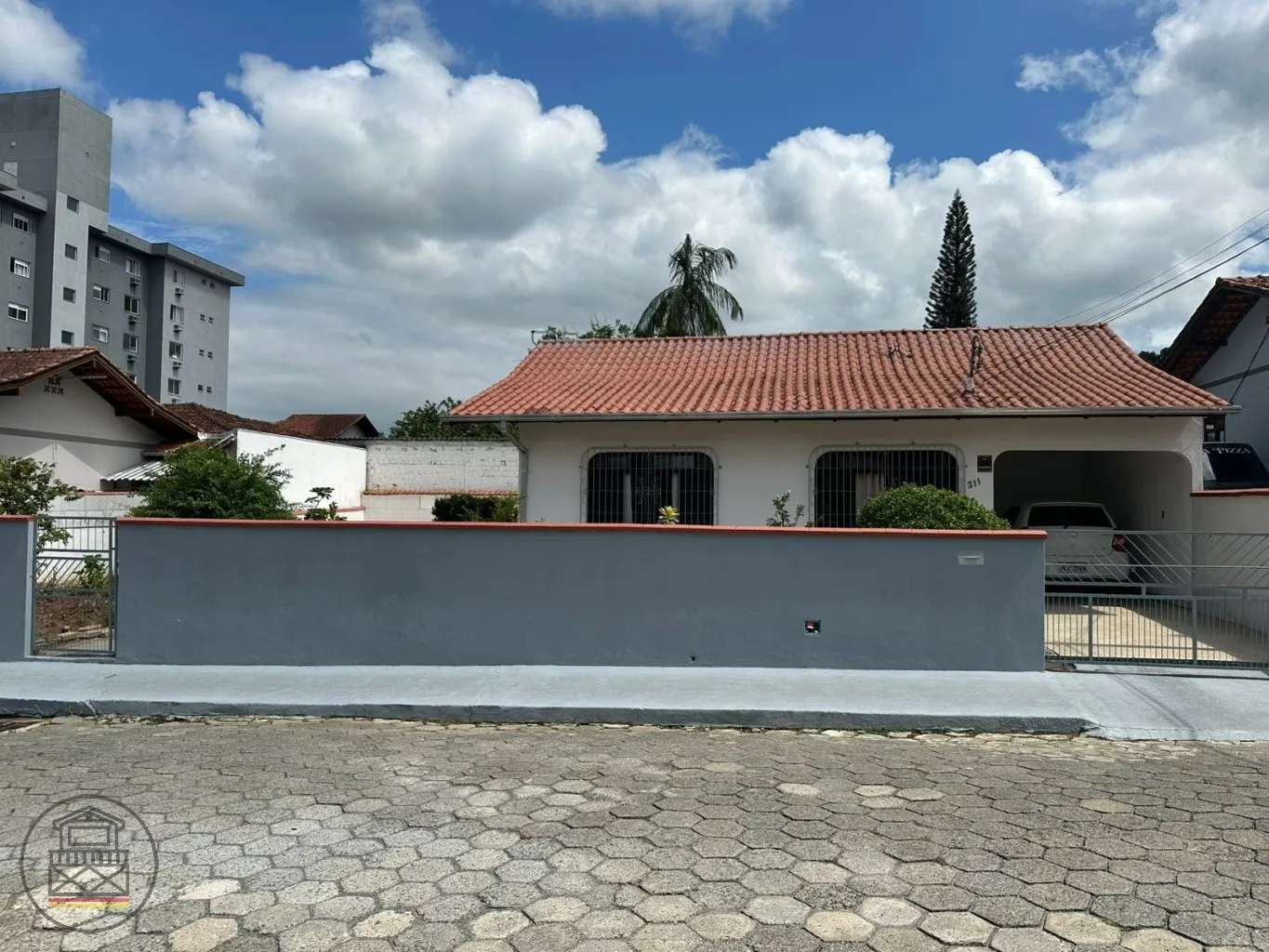 Casa com Lazer Completo: Piscina e Área de Festas Privativa! — foto 4