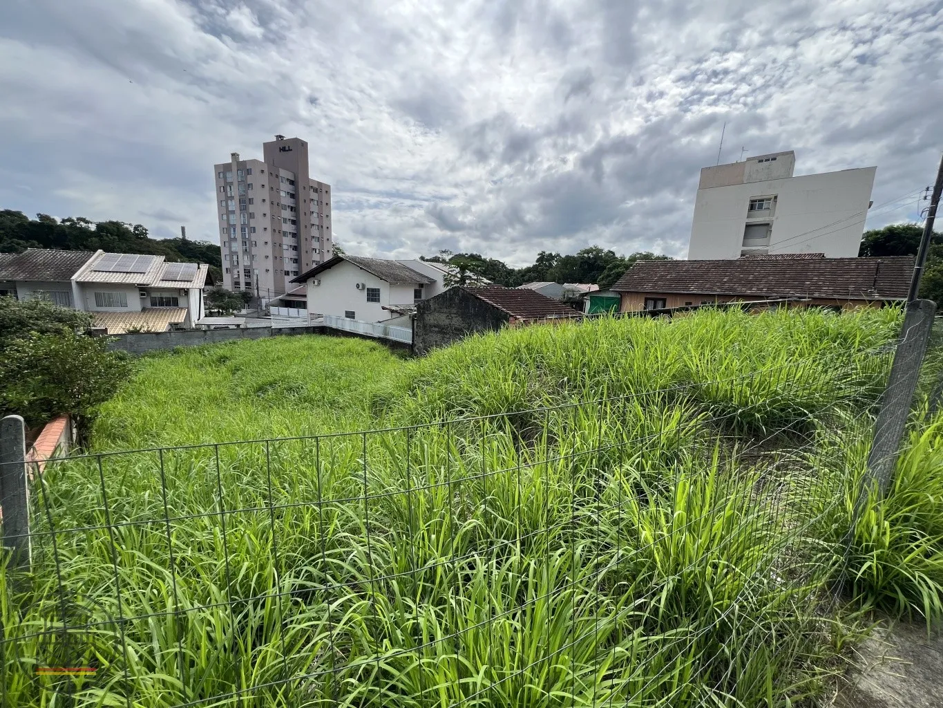 Terreno à Venda - 426,30 m | R$ 450.000,00 - foto 1