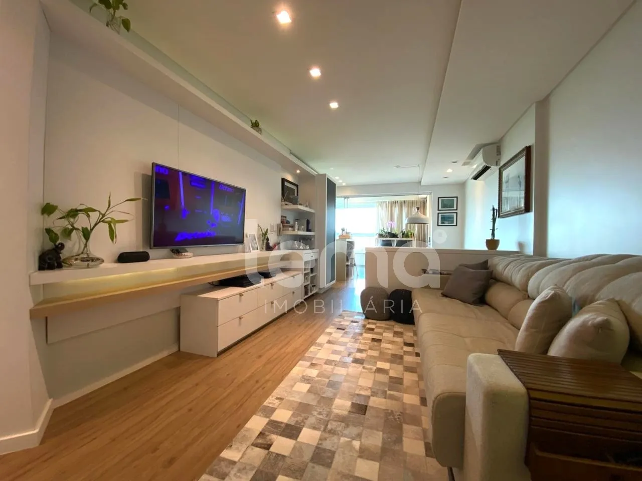 Apartamento semimobiliado com 2 dormitórios sendo 1 suíte no bairro Velha, em Blumenau. — foto 3