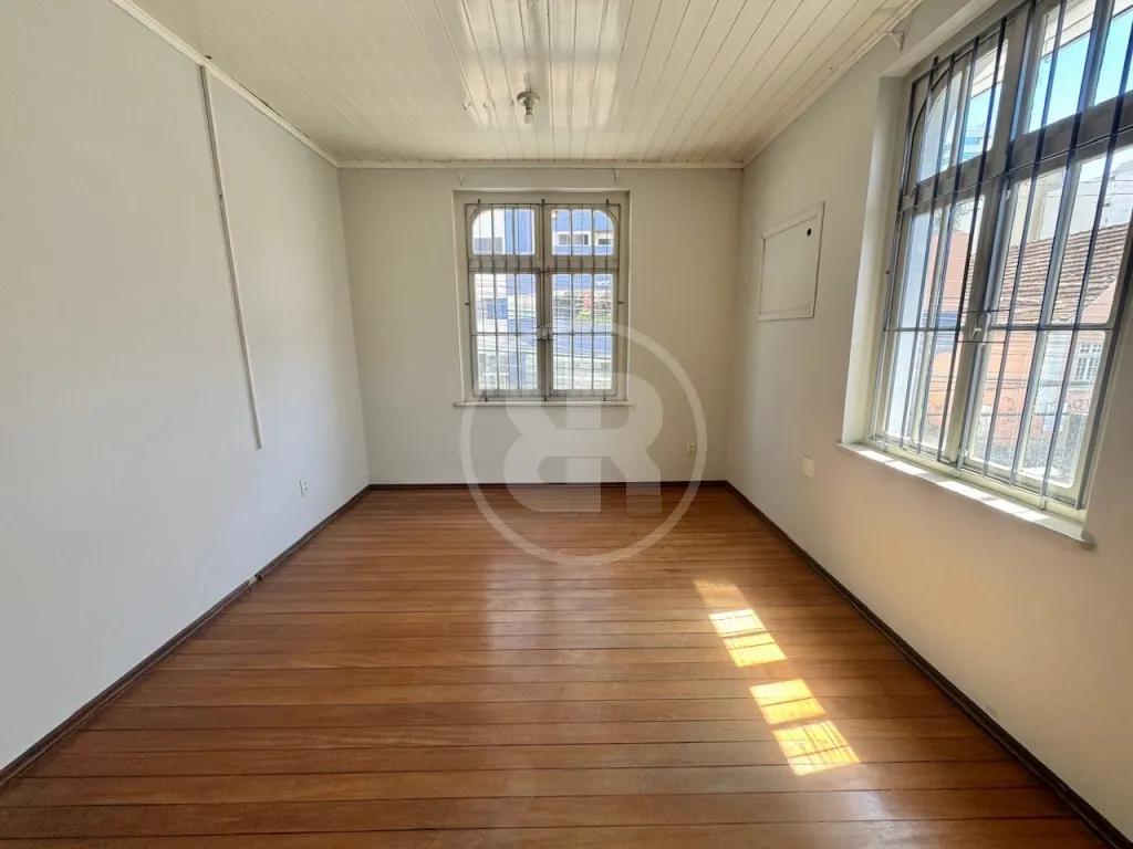 Prédio Comercial com 500m para Alugar no Centro de Blumenau/SC — foto 3
