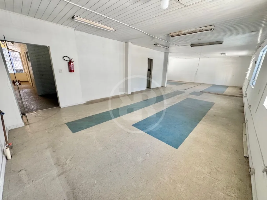 Prédio Comercial com 500m para Alugar no Centro de Blumenau/SC — foto 7