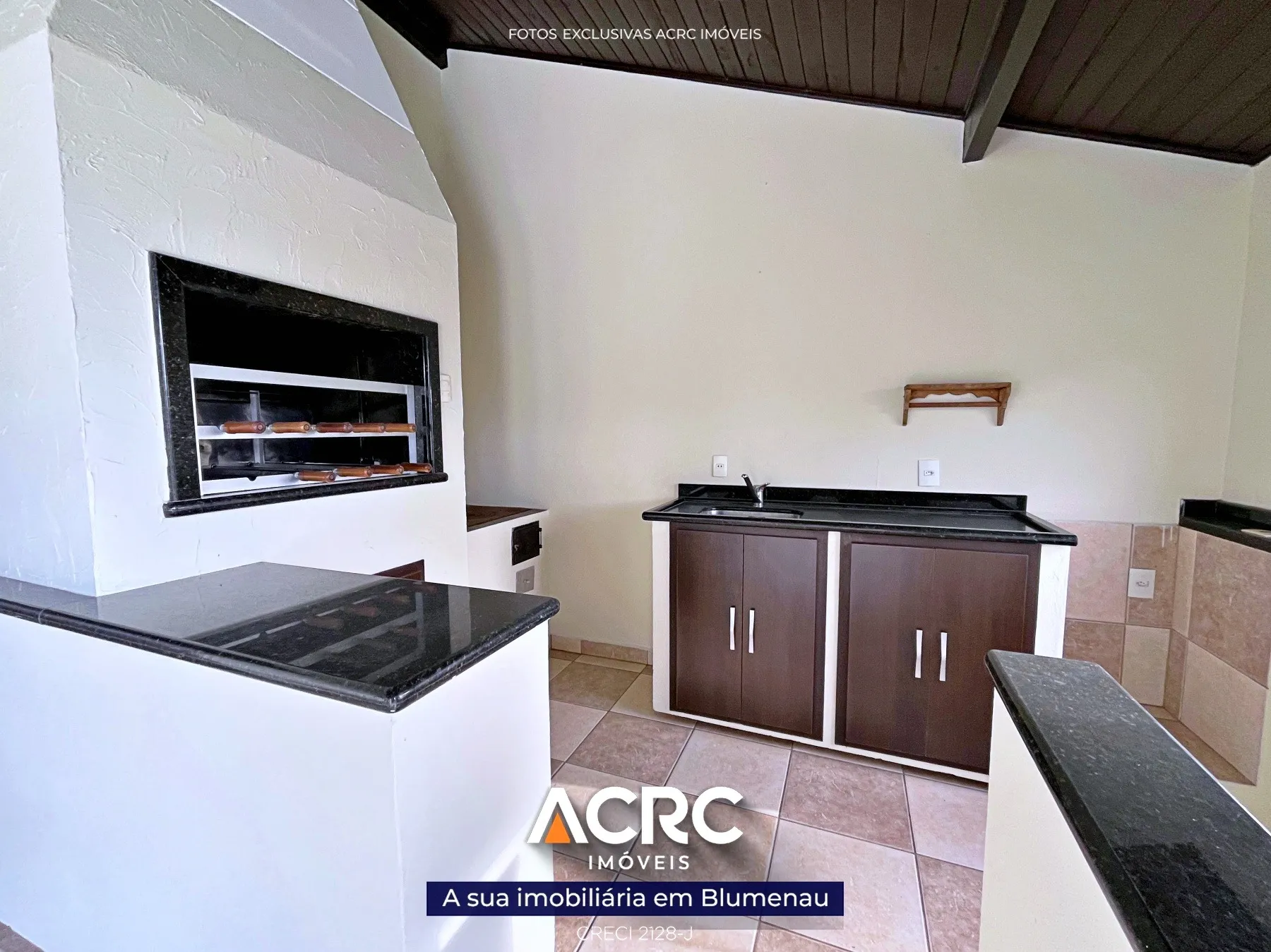 Casa · à venda · 4 quartos · 266m² · Itoupava Norte, Blumenau
