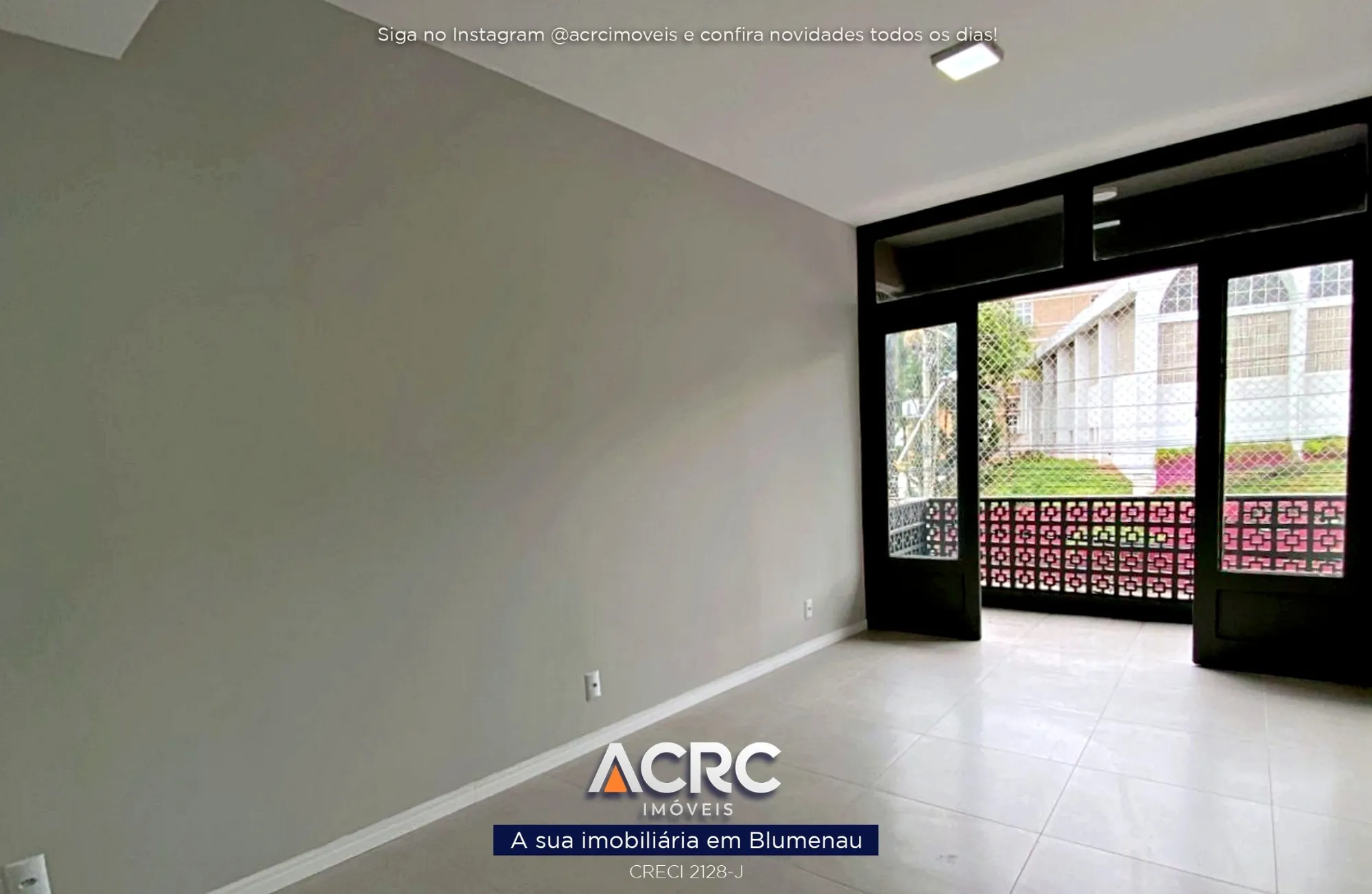 ACRC Imóveis - AP10226 - Apartamento para Locação no Centro de Blumenau. - foto 1