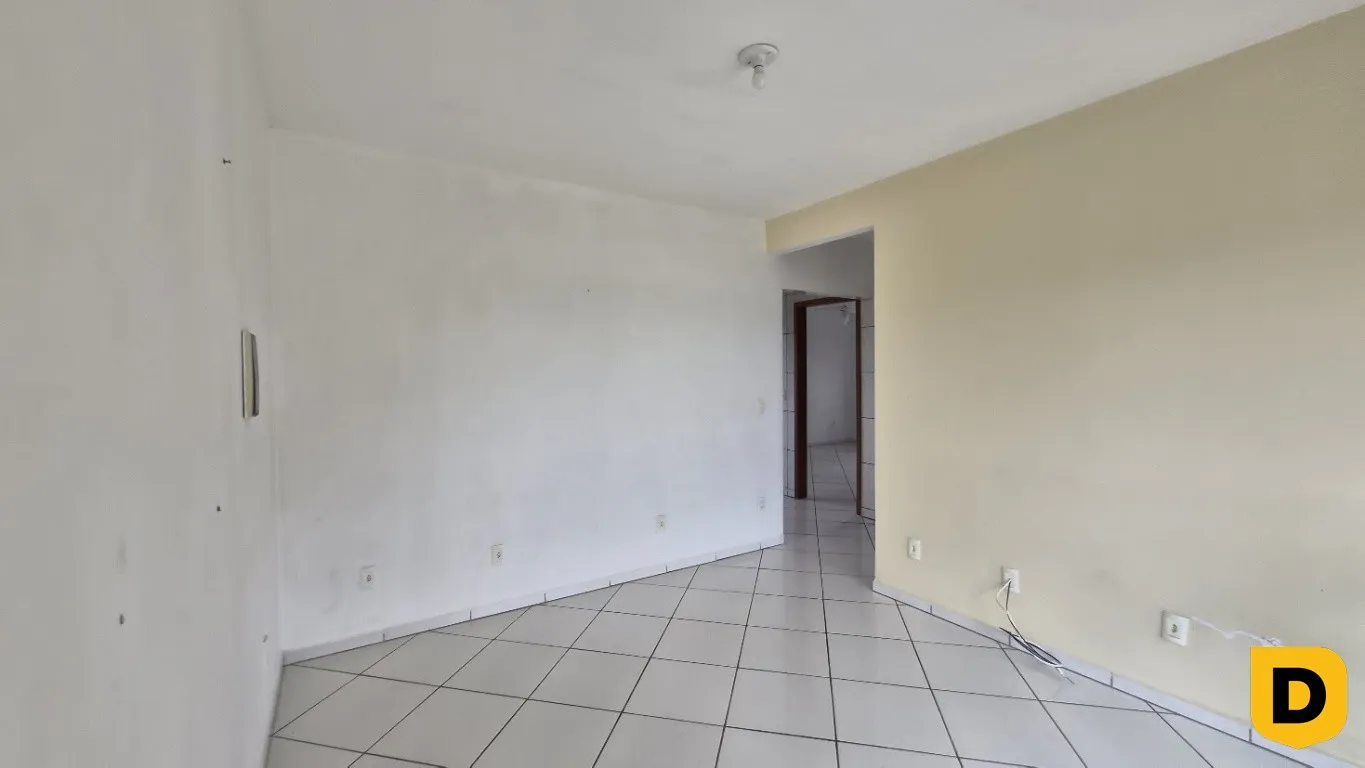 CASA COM SUITE MAIS UM DORMITÓRIO- ITOUPAVA NORTE — foto 3