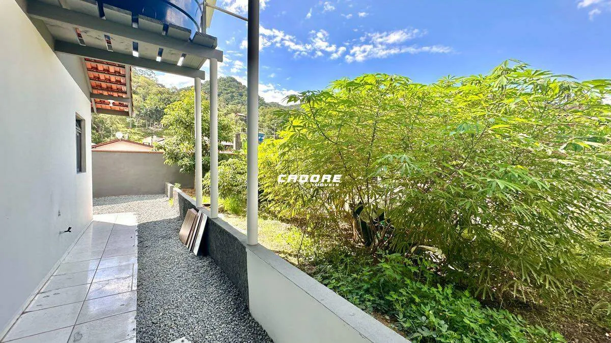 Casa aconchegante, com amplo espaço e excelente localização no bairro Progresso!! — foto 7